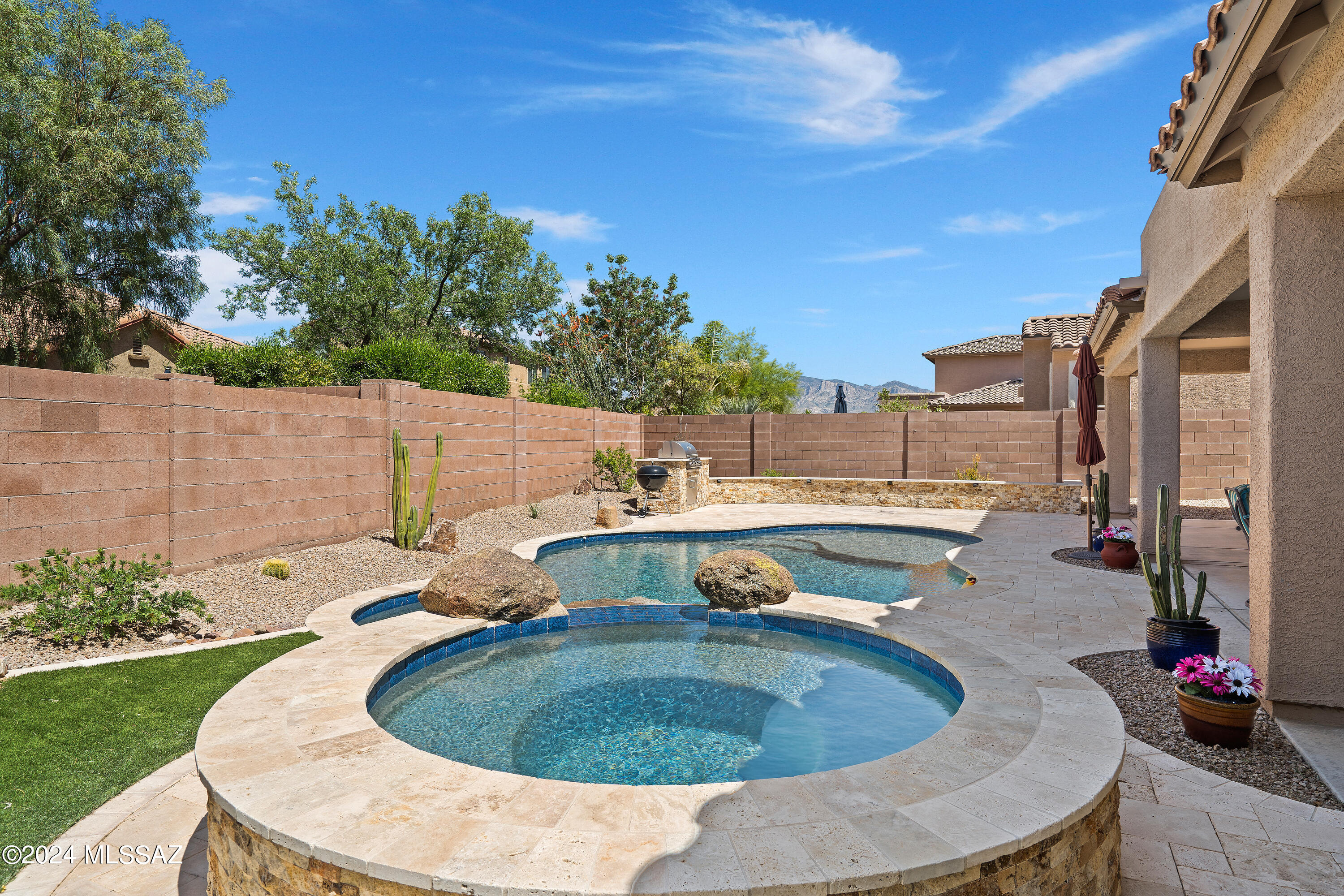 Tangerine Crossing (348-352) - Residential