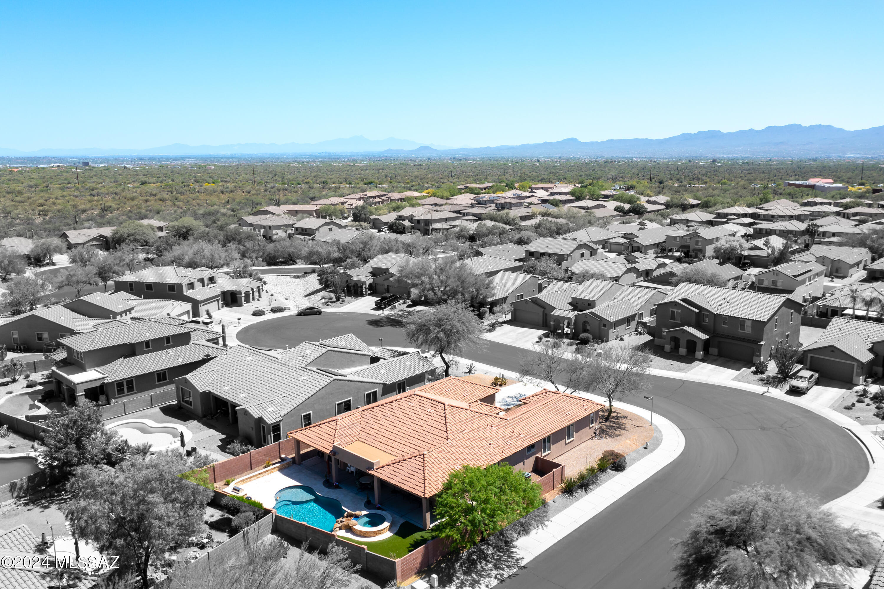 Tangerine Crossing (348-352) - Residential