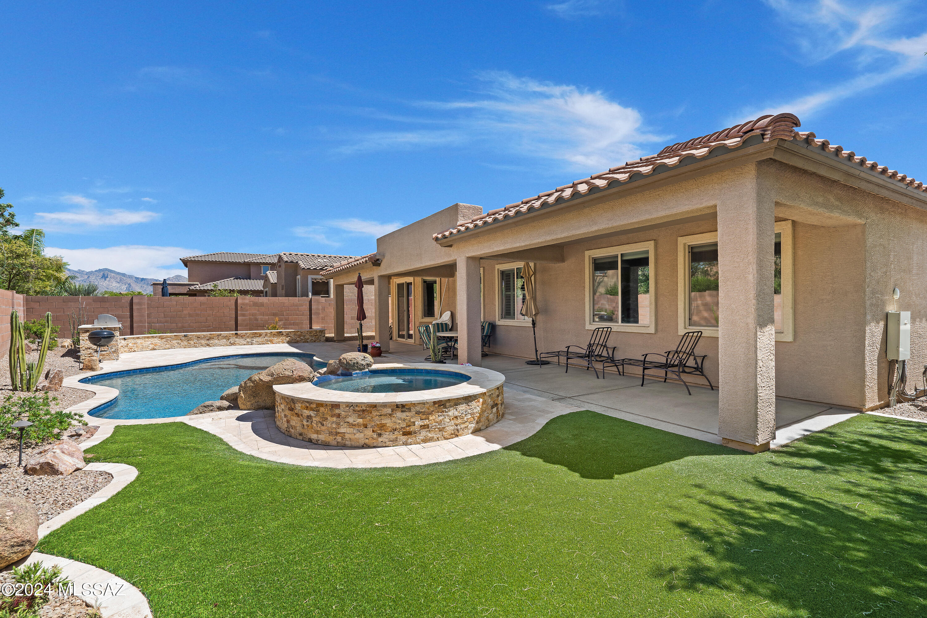 Tangerine Crossing (348-352) - Residential