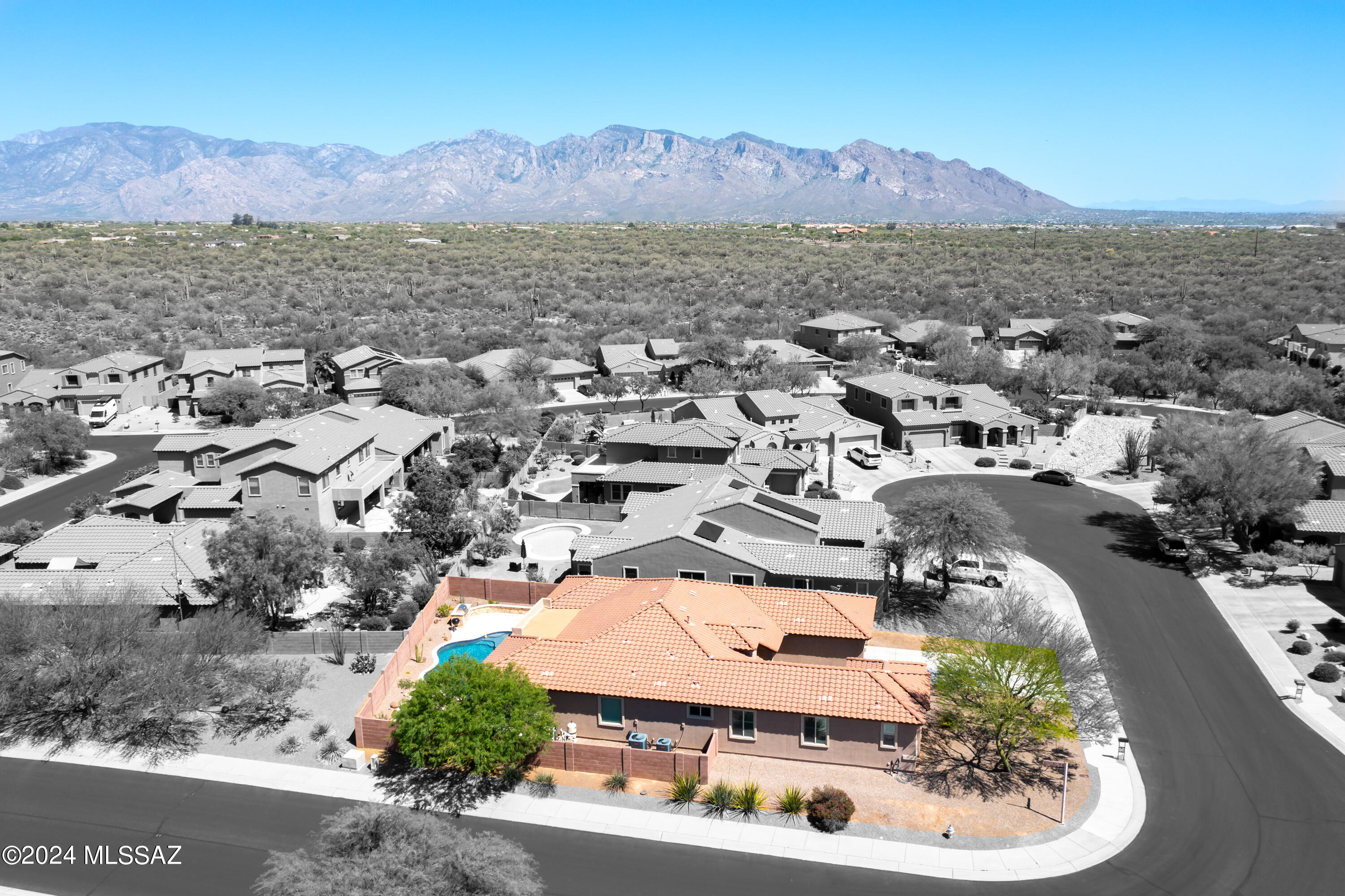 Tangerine Crossing (348-352) - Residential