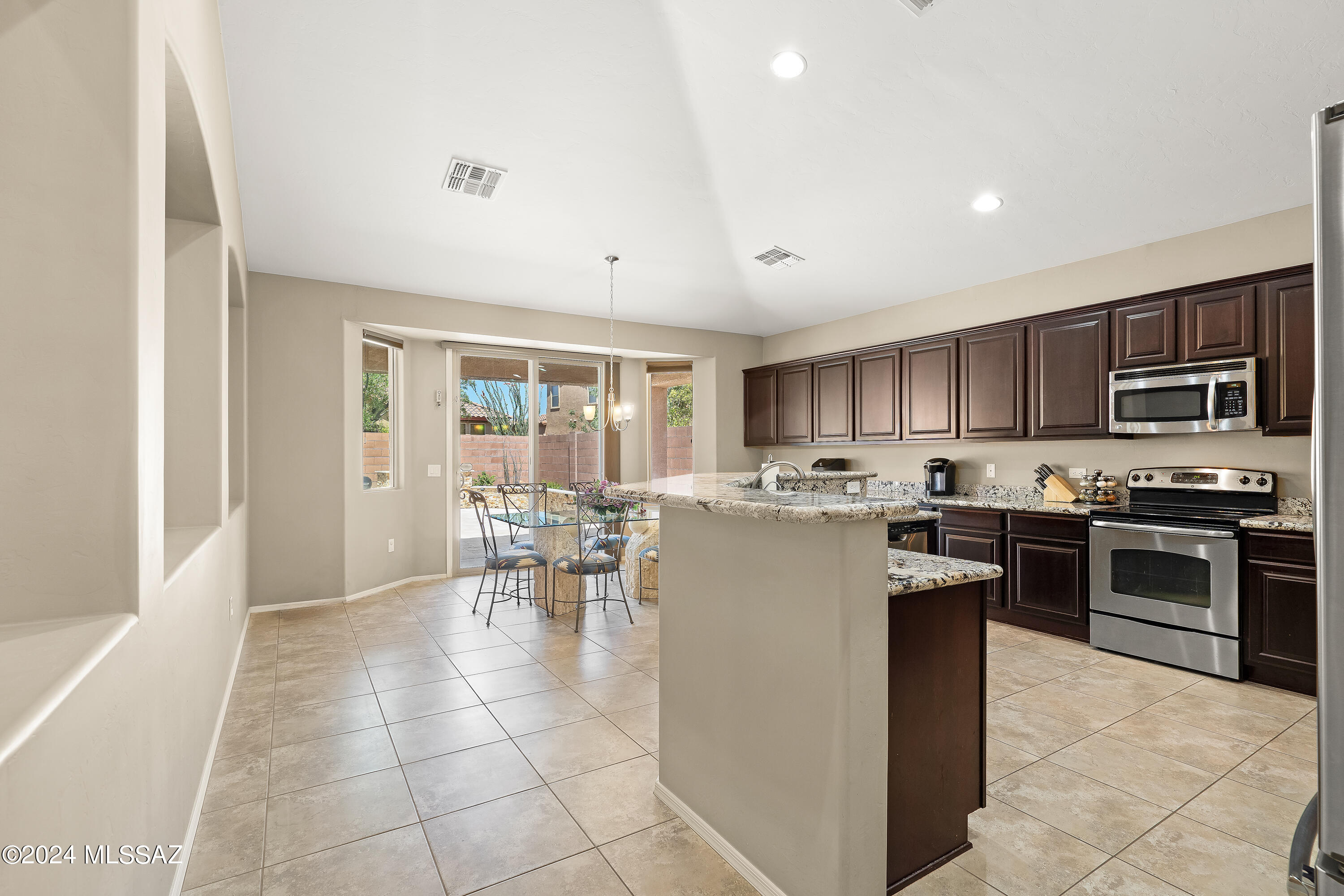 Tangerine Crossing (348-352) - Residential