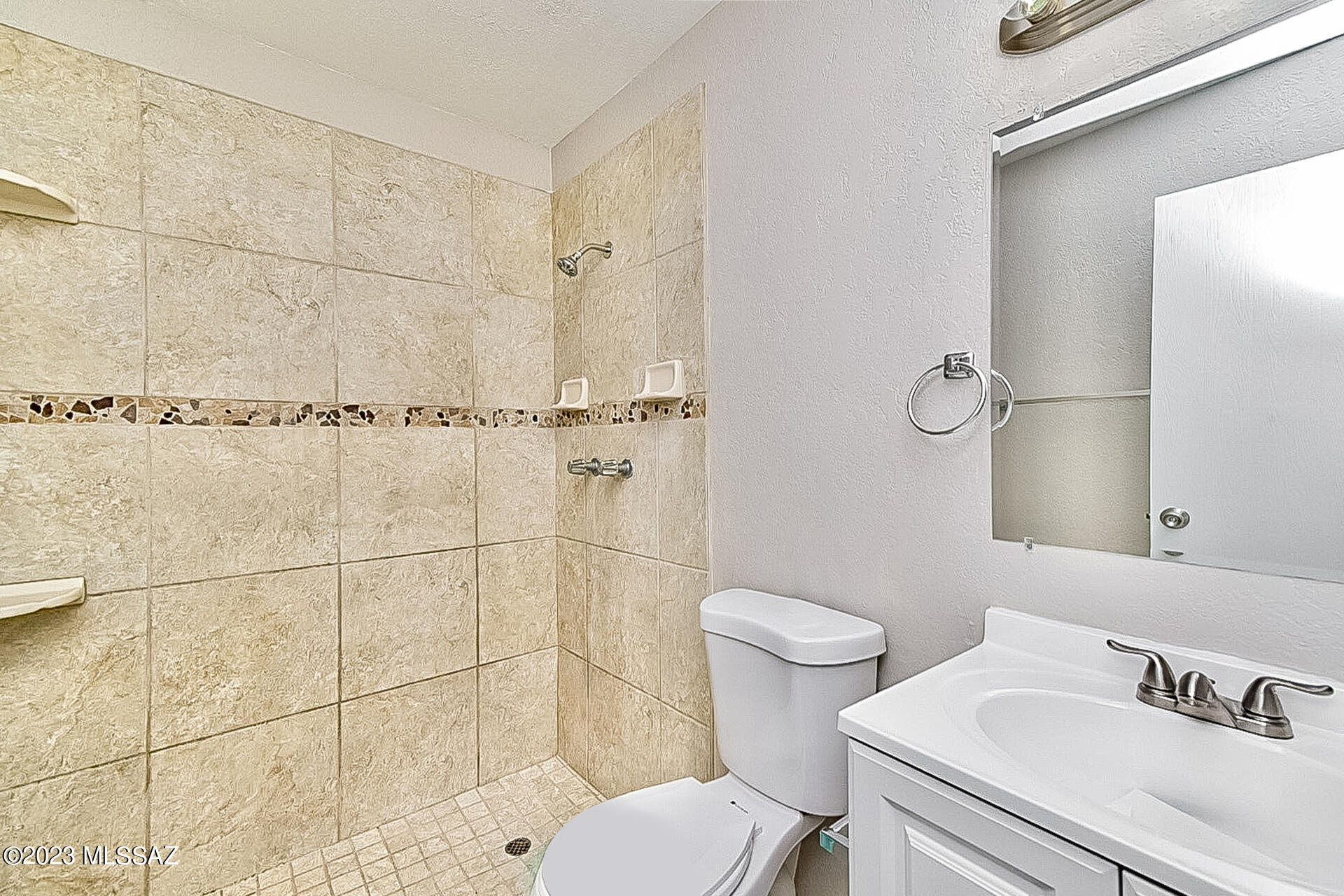 Lakecrest NO. 4 (1-80) - Residential Lease