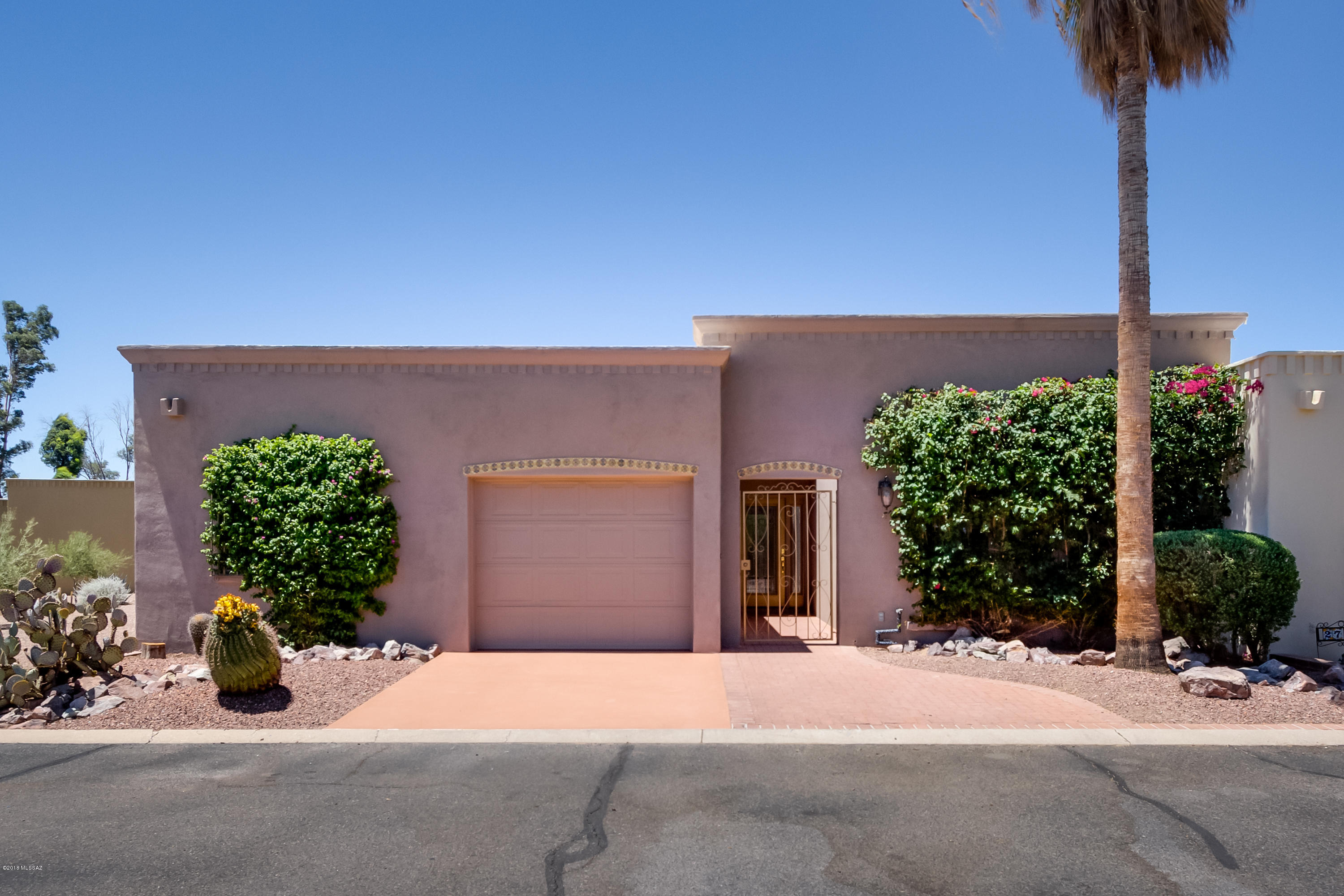 Casas De Oro(1-2) - Residential