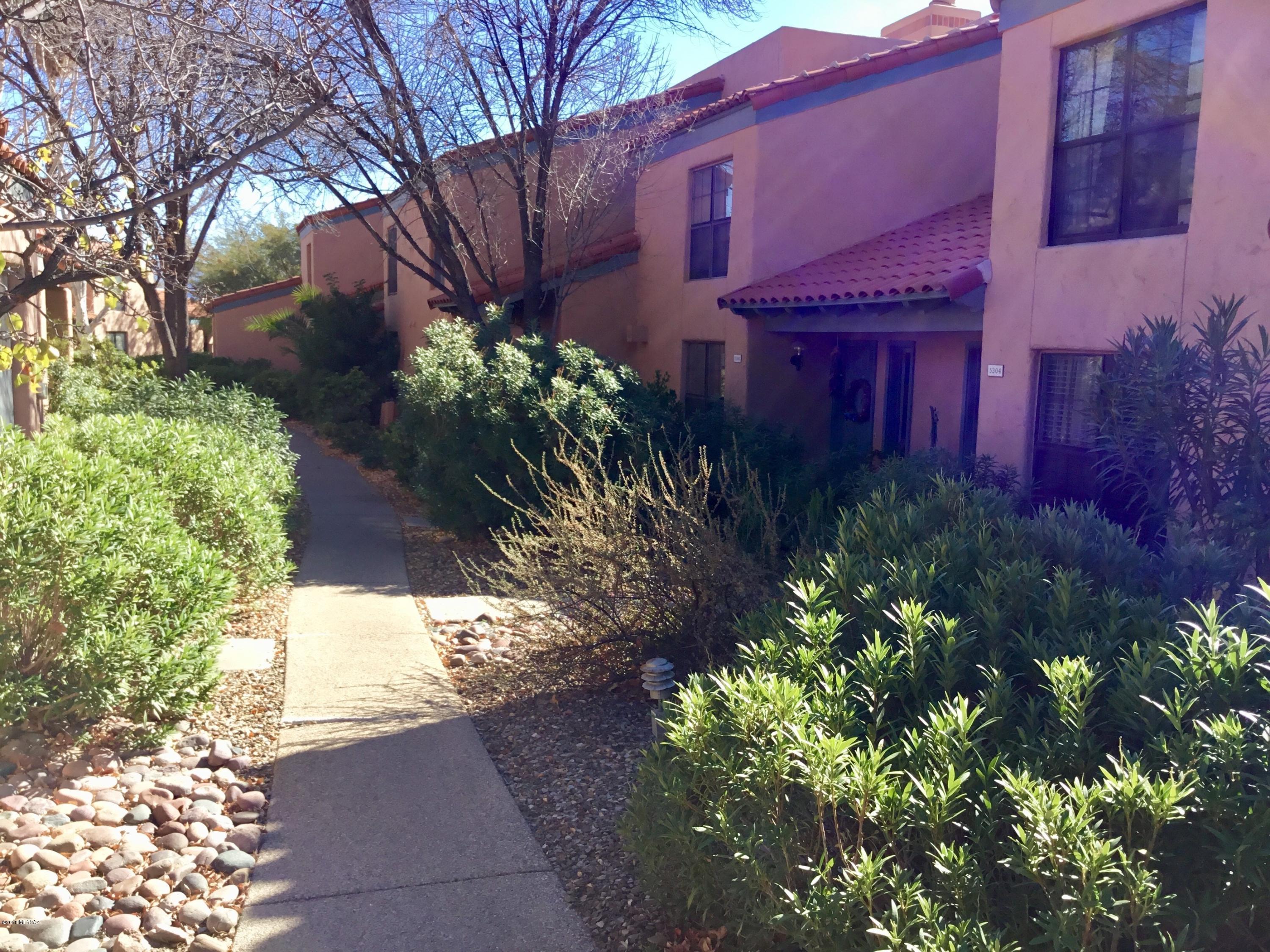 Ventana De Sabino Villas (1-90) - Residential