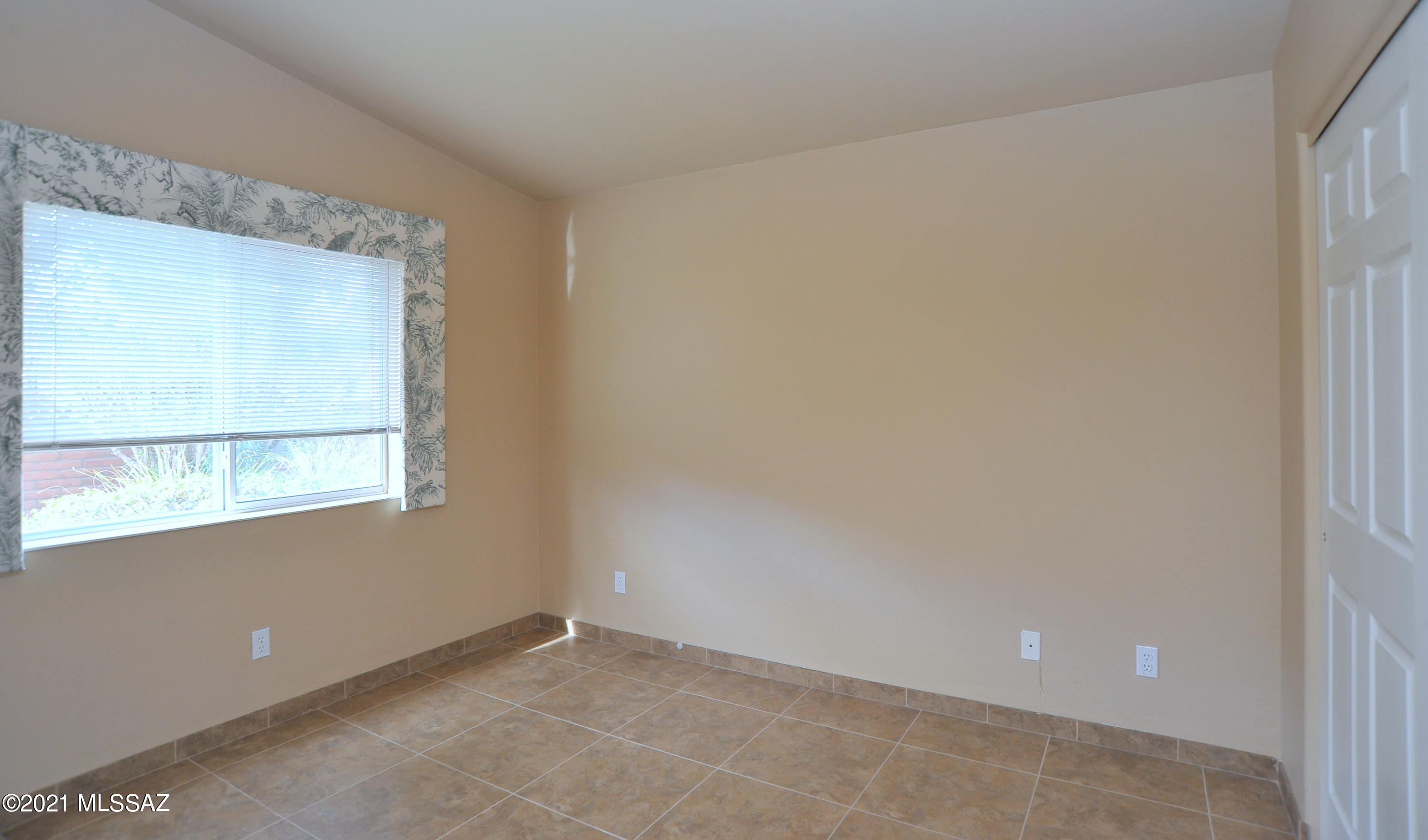 Green Valley Country Club Estates (155-376) - Residential
