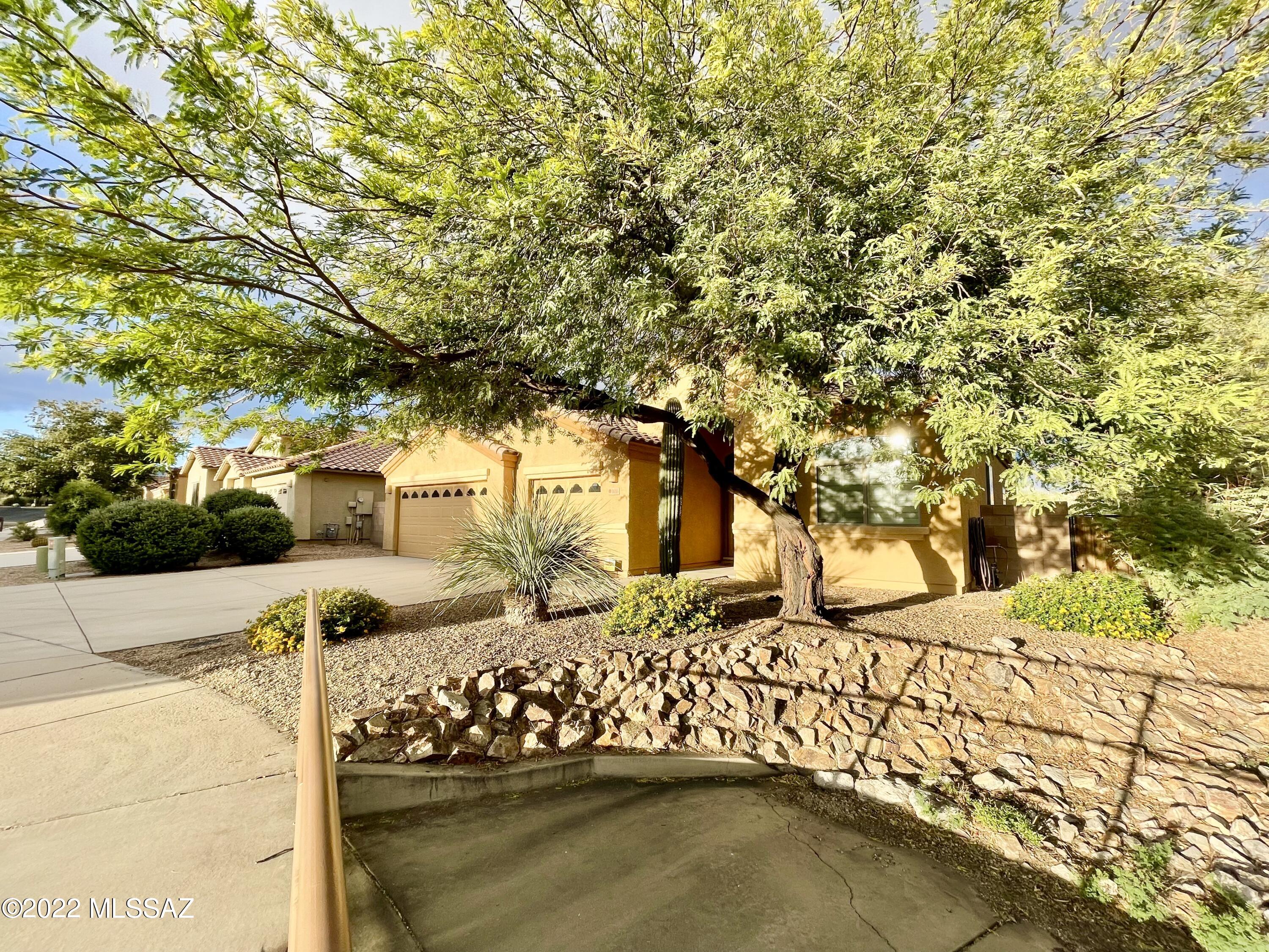 Amber Crest (1-123) - Residential Lease