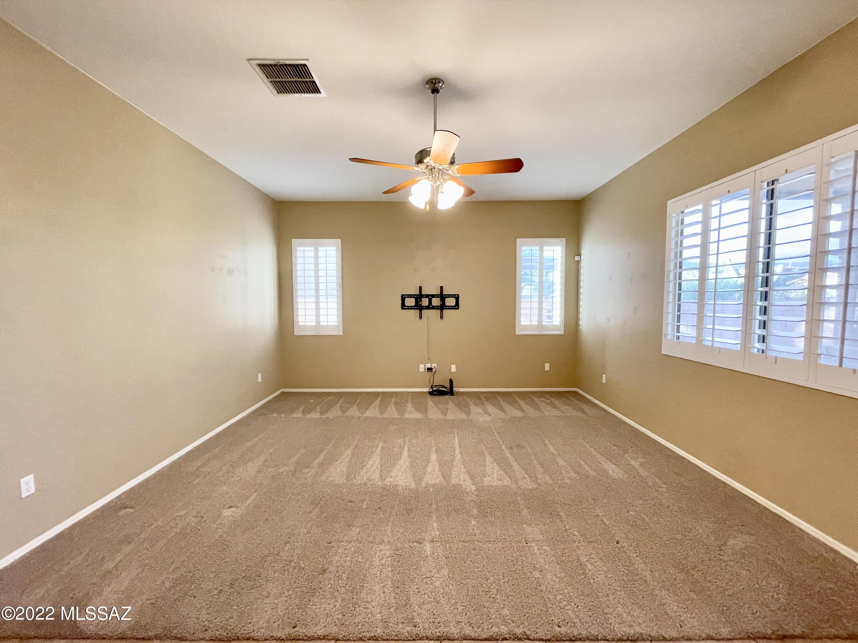Amber Crest (1-123) - Residential Lease