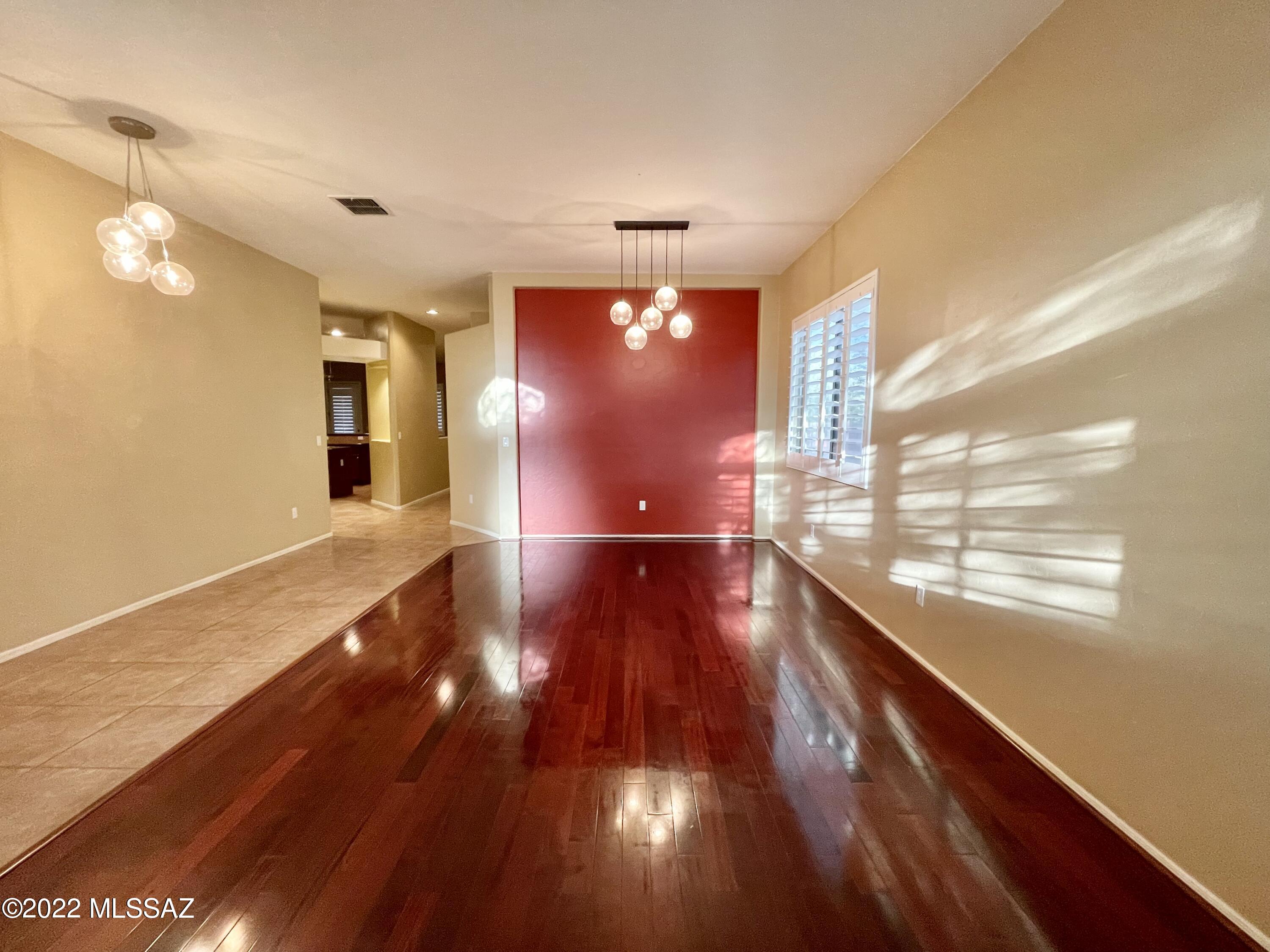 Amber Crest (1-123) - Residential Lease
