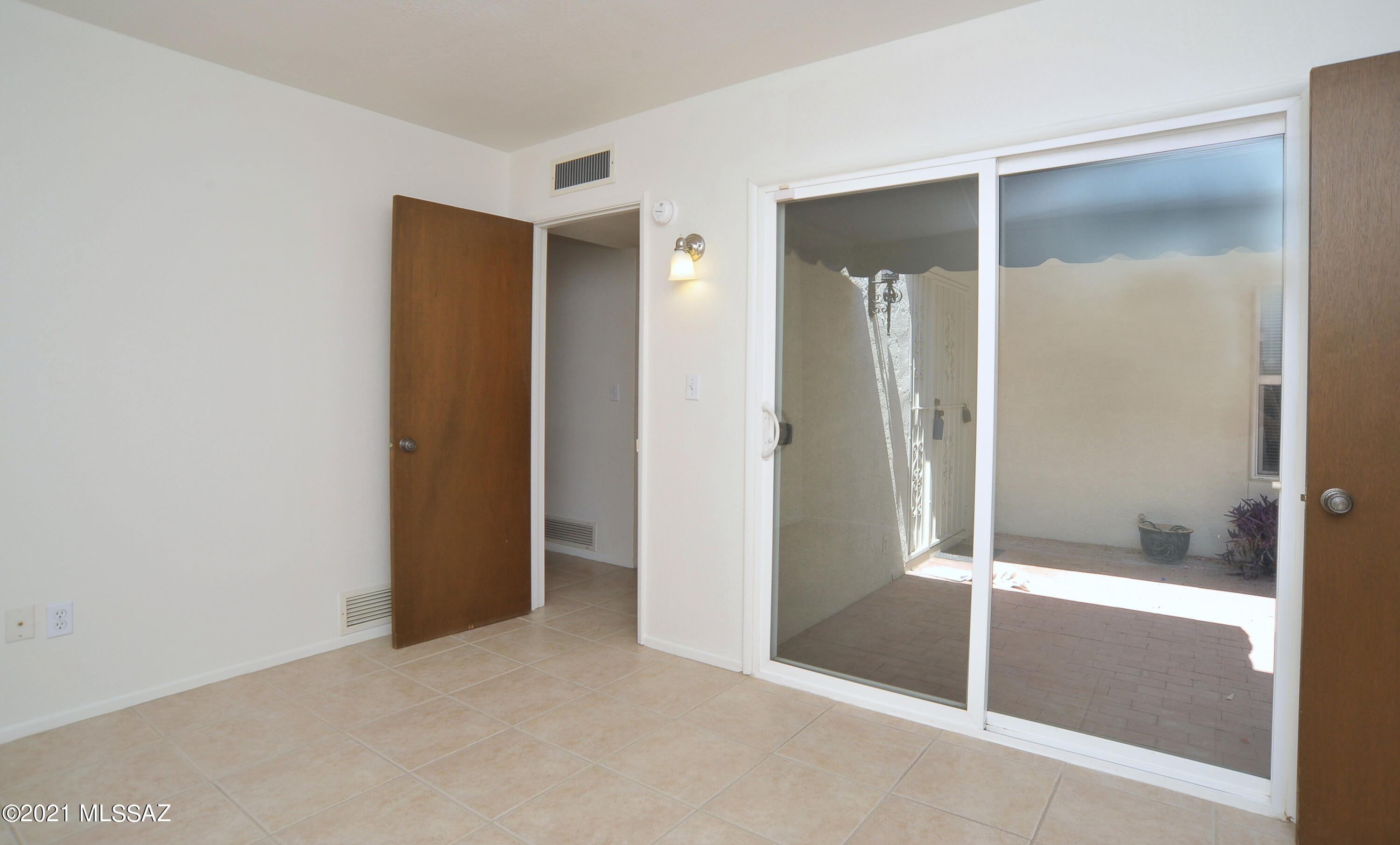 Colonia Verde (1-12) - Residential