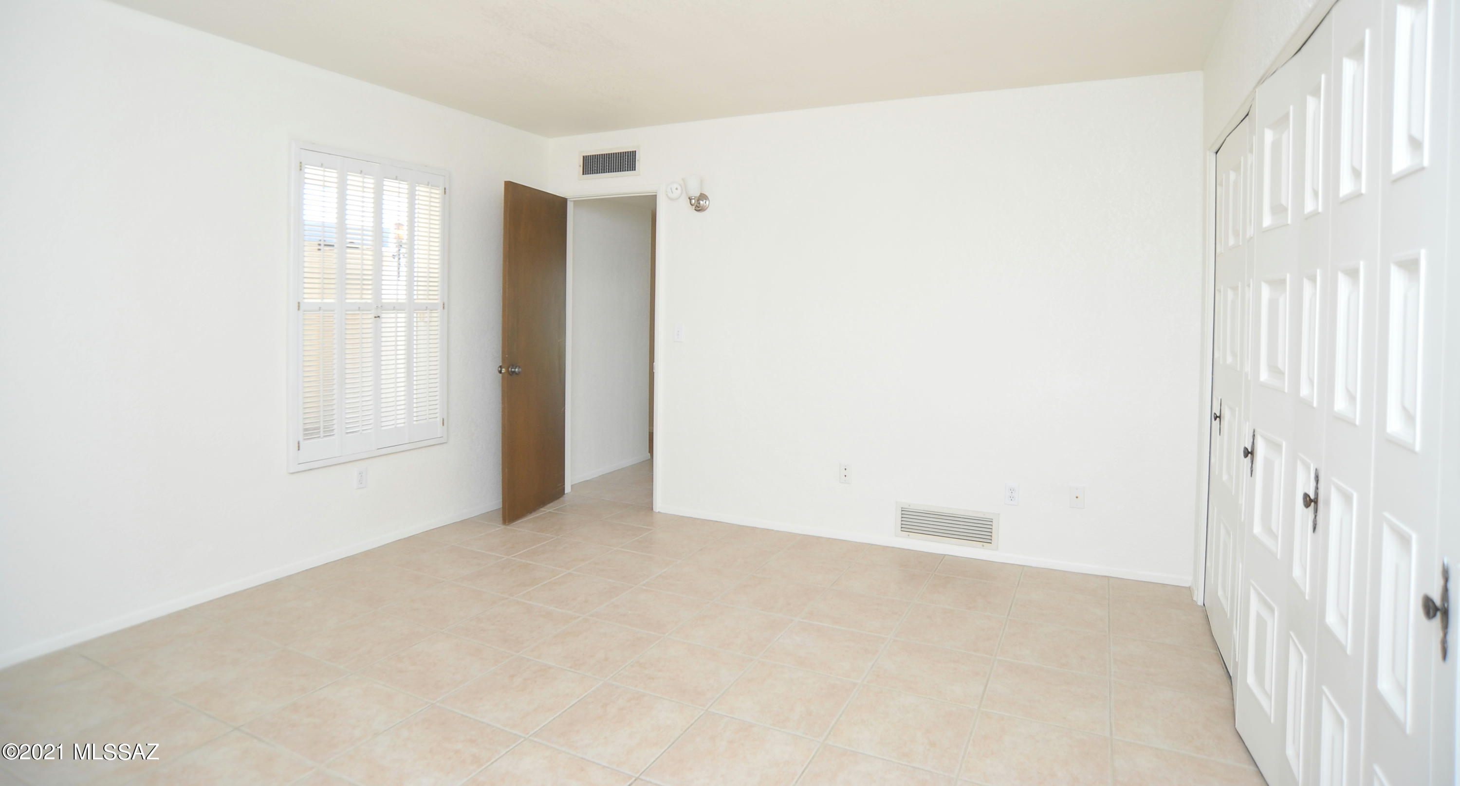 Colonia Verde (1-12) - Residential
