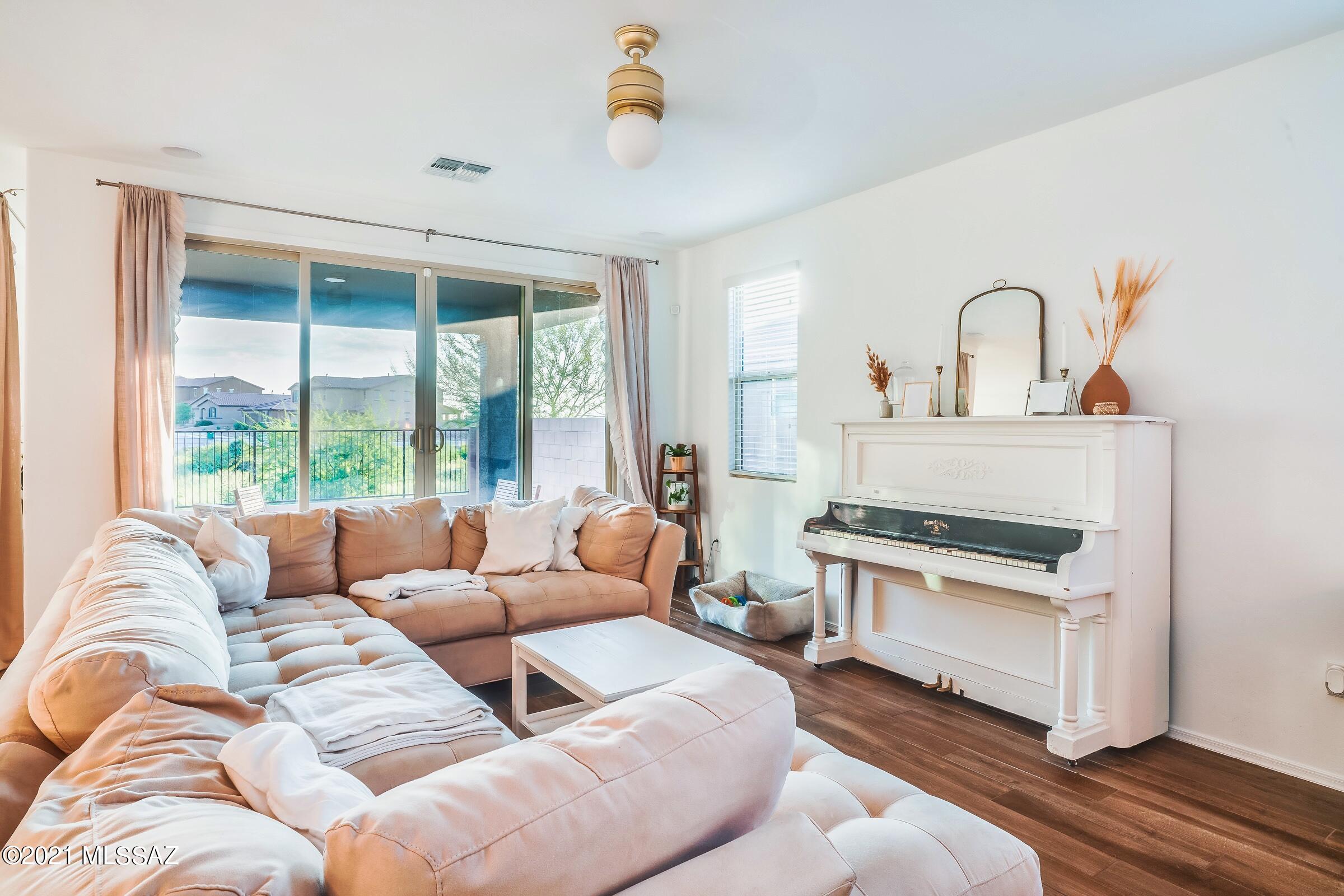 Santa Rita Ranch III SQ20141350560 - Residential