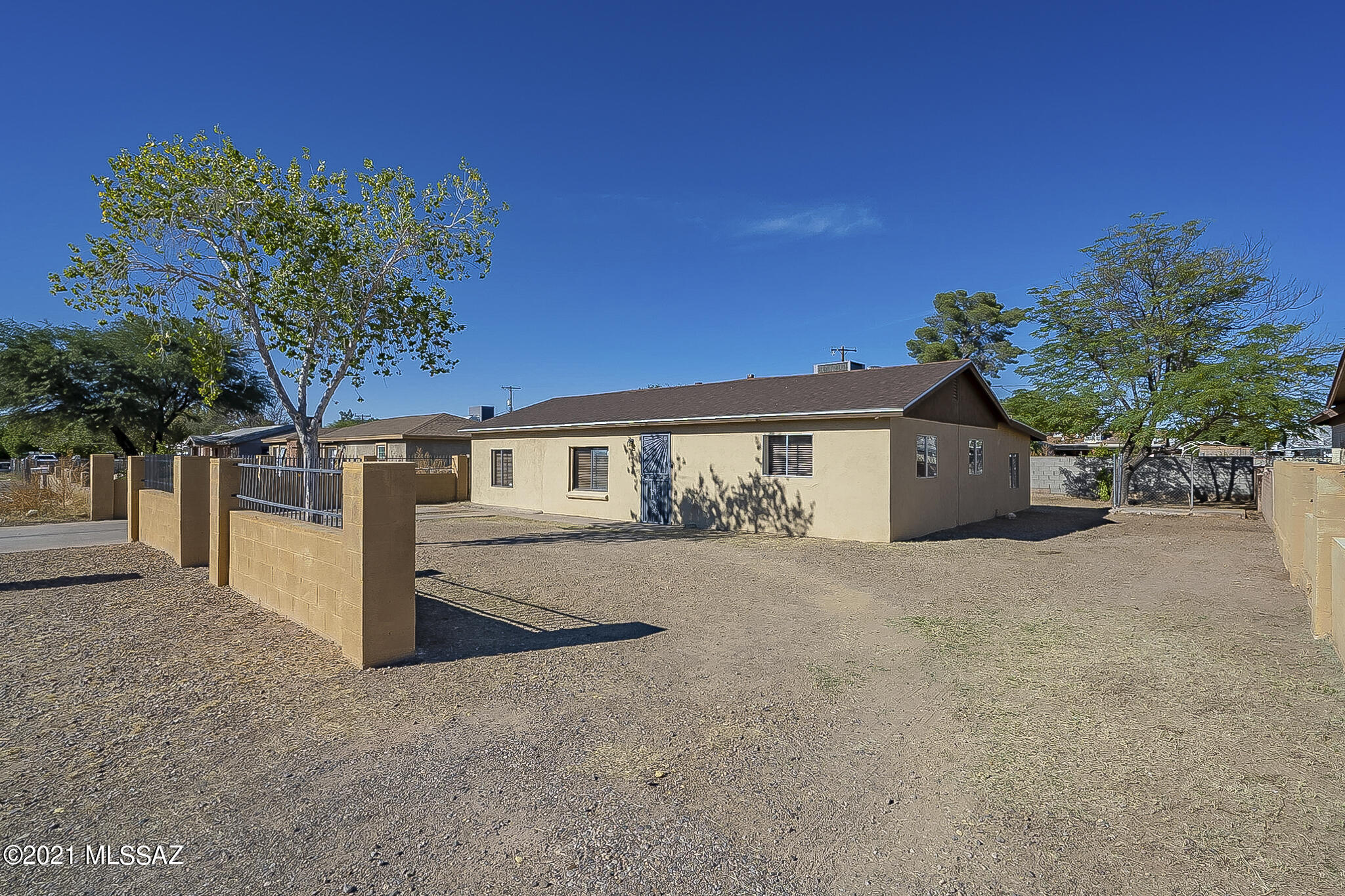 Mission Manor NO. 4 - Residential