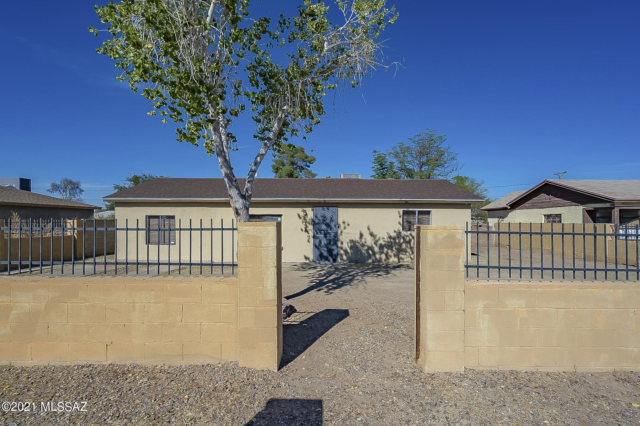 Mission Manor NO. 4 - Residential