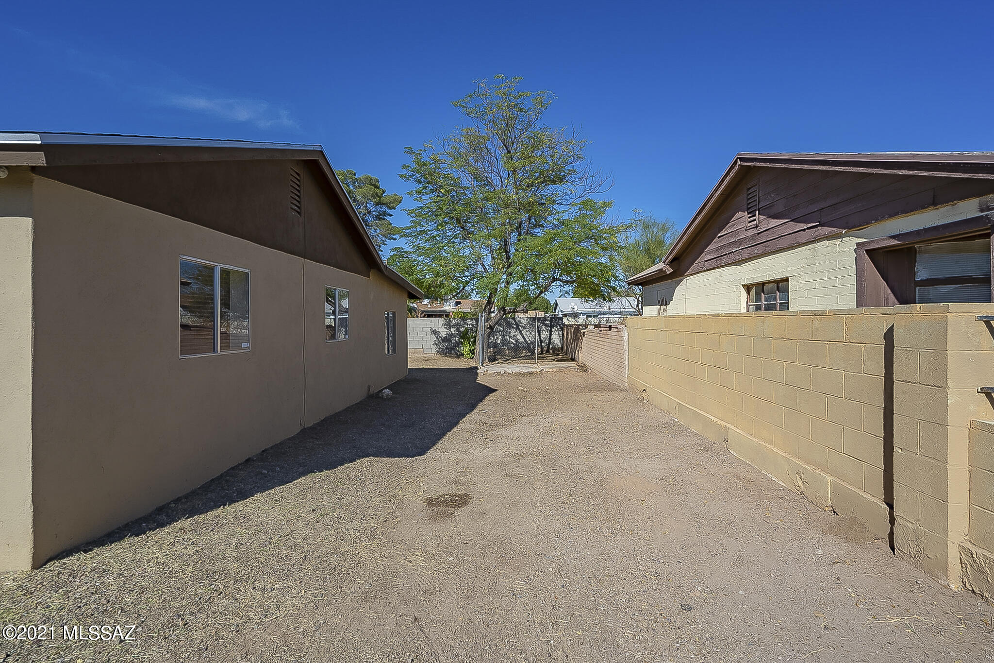 Mission Manor NO. 4 - Residential