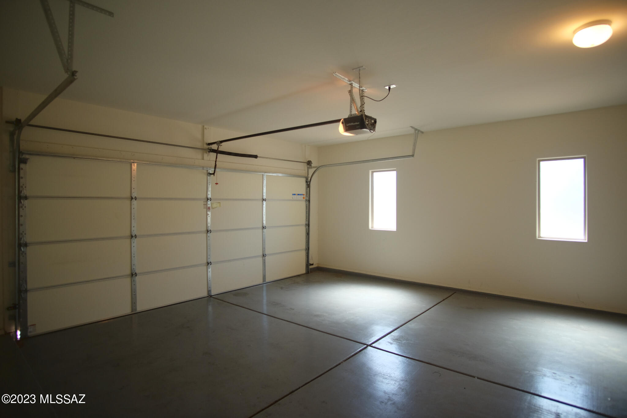 Vista Montana Estates - Residential Lease