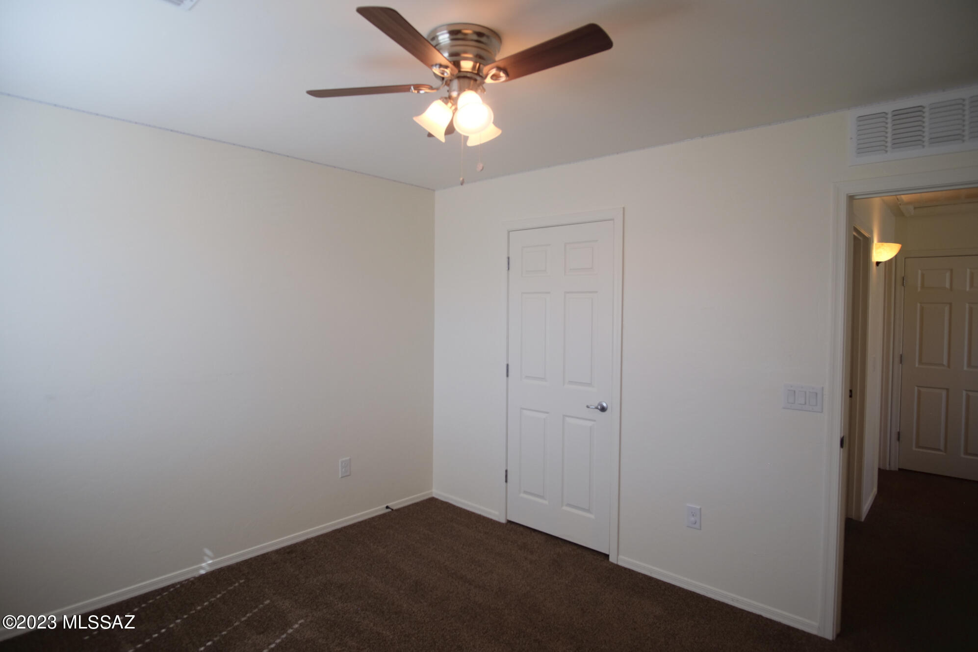 Vista Montana Estates - Residential Lease