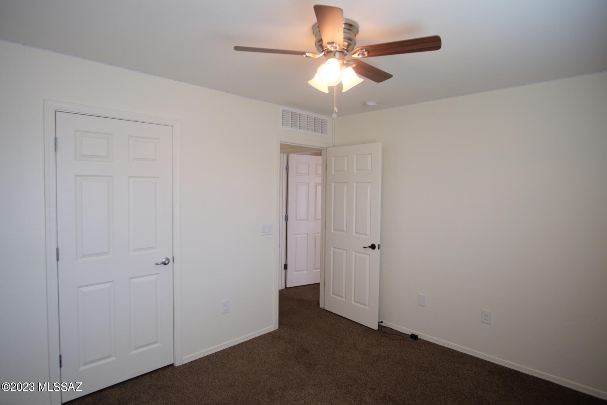 Vista Montana Estates - Residential Lease