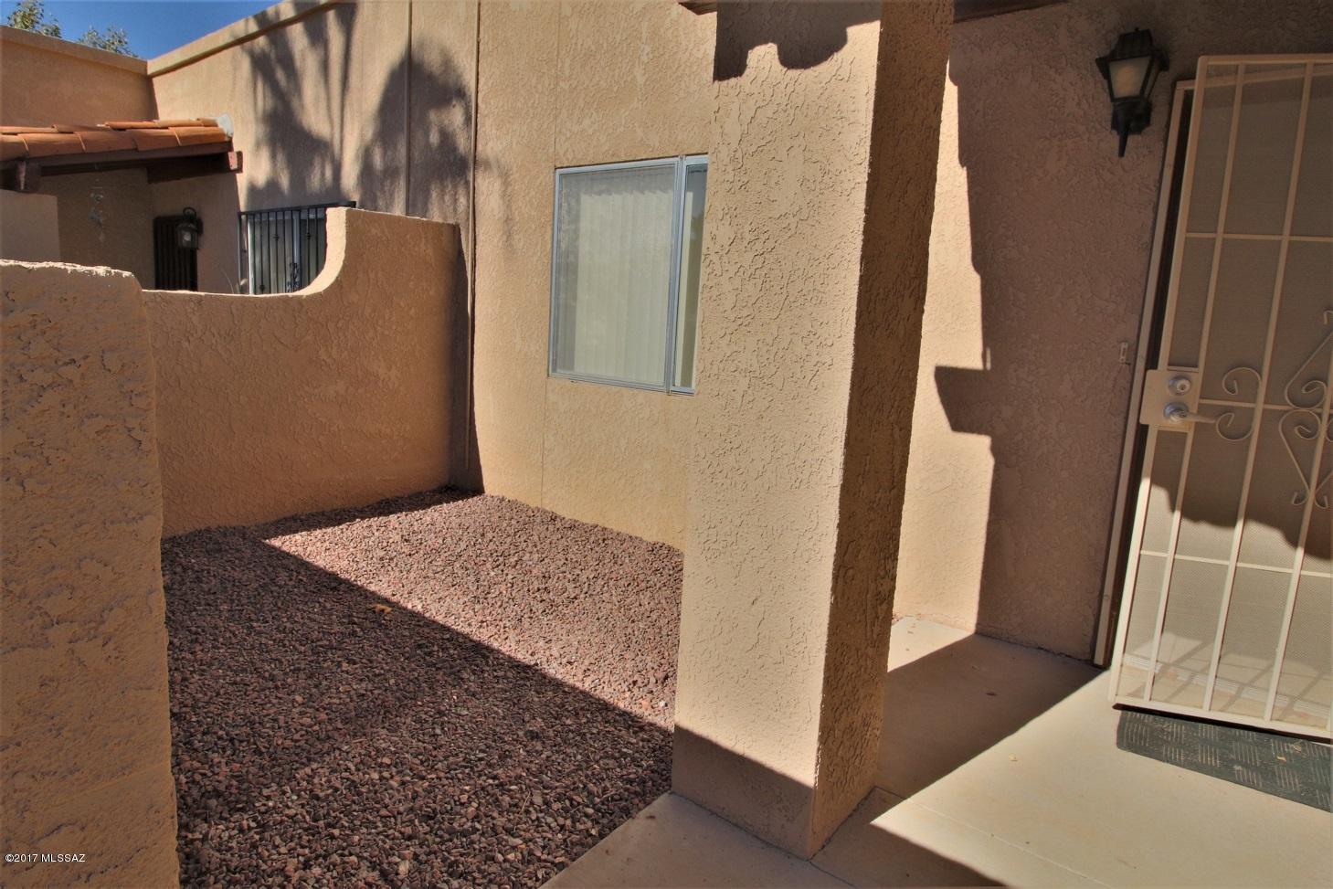 Spanish Meadows Twnhss (1-105) - Residential