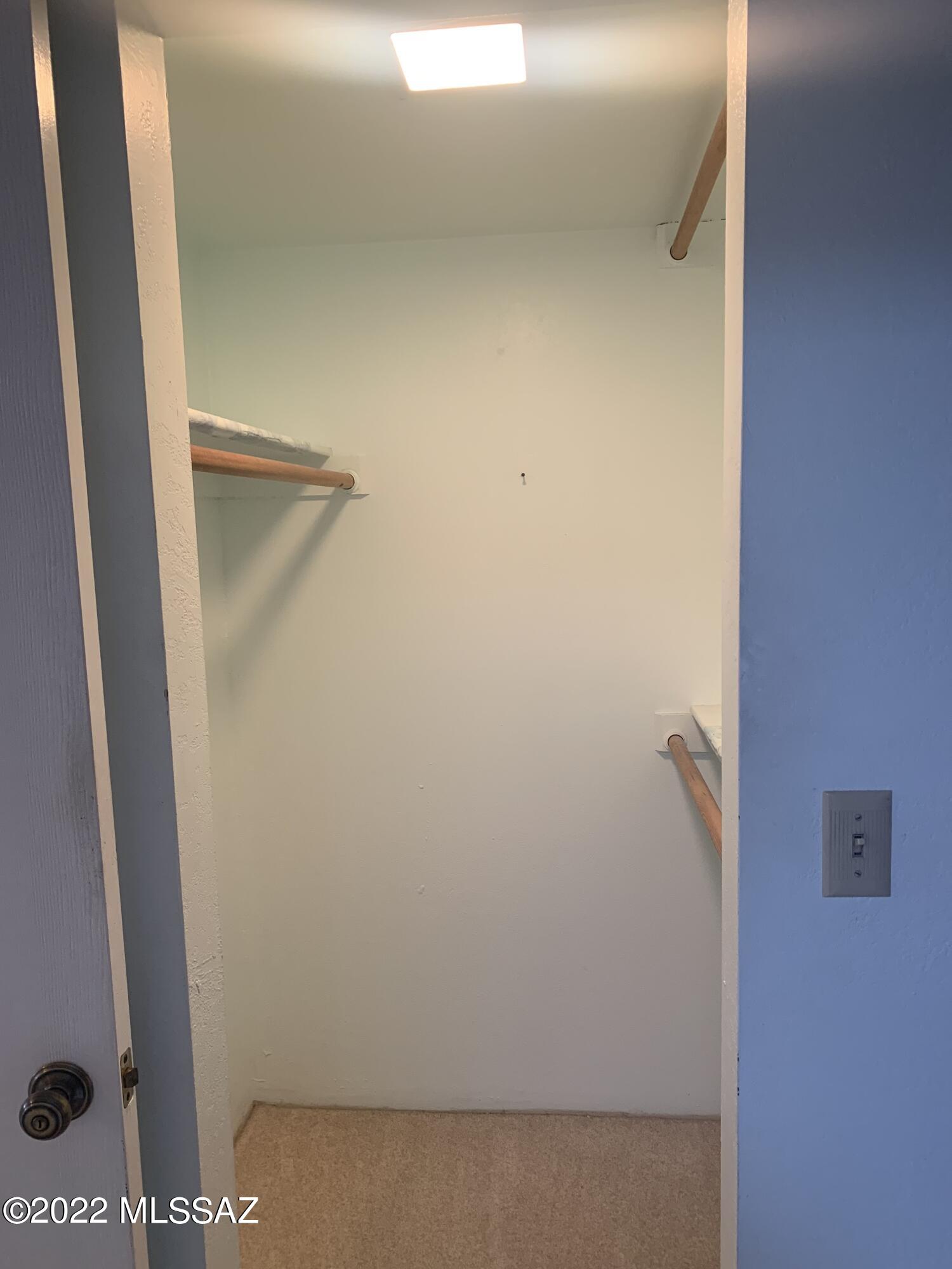McCormick PlaceTwnhms Blk III (1-71) - Residential