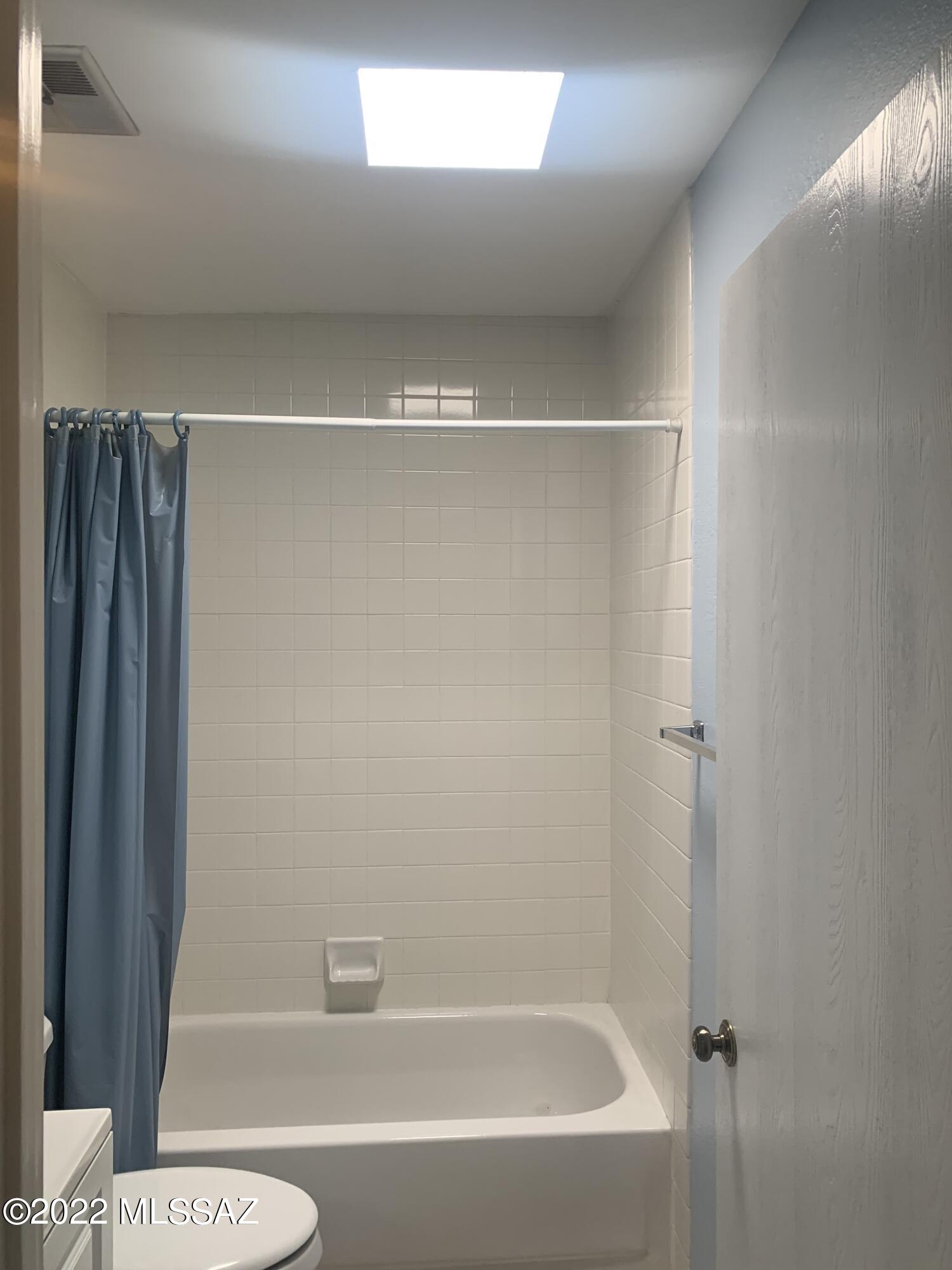 McCormick PlaceTwnhms Blk III (1-71) - Residential