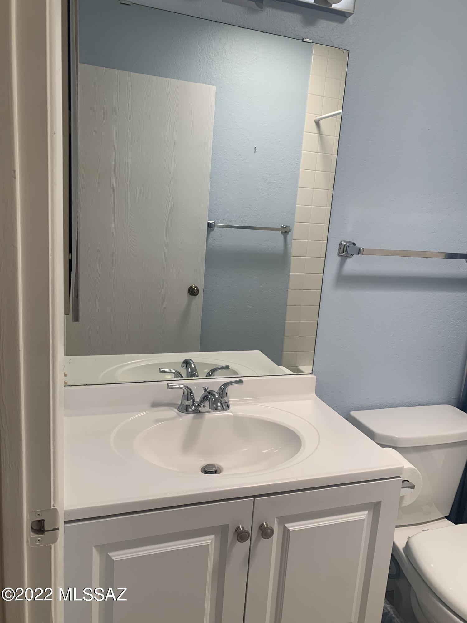 McCormick PlaceTwnhms Blk III (1-71) - Residential