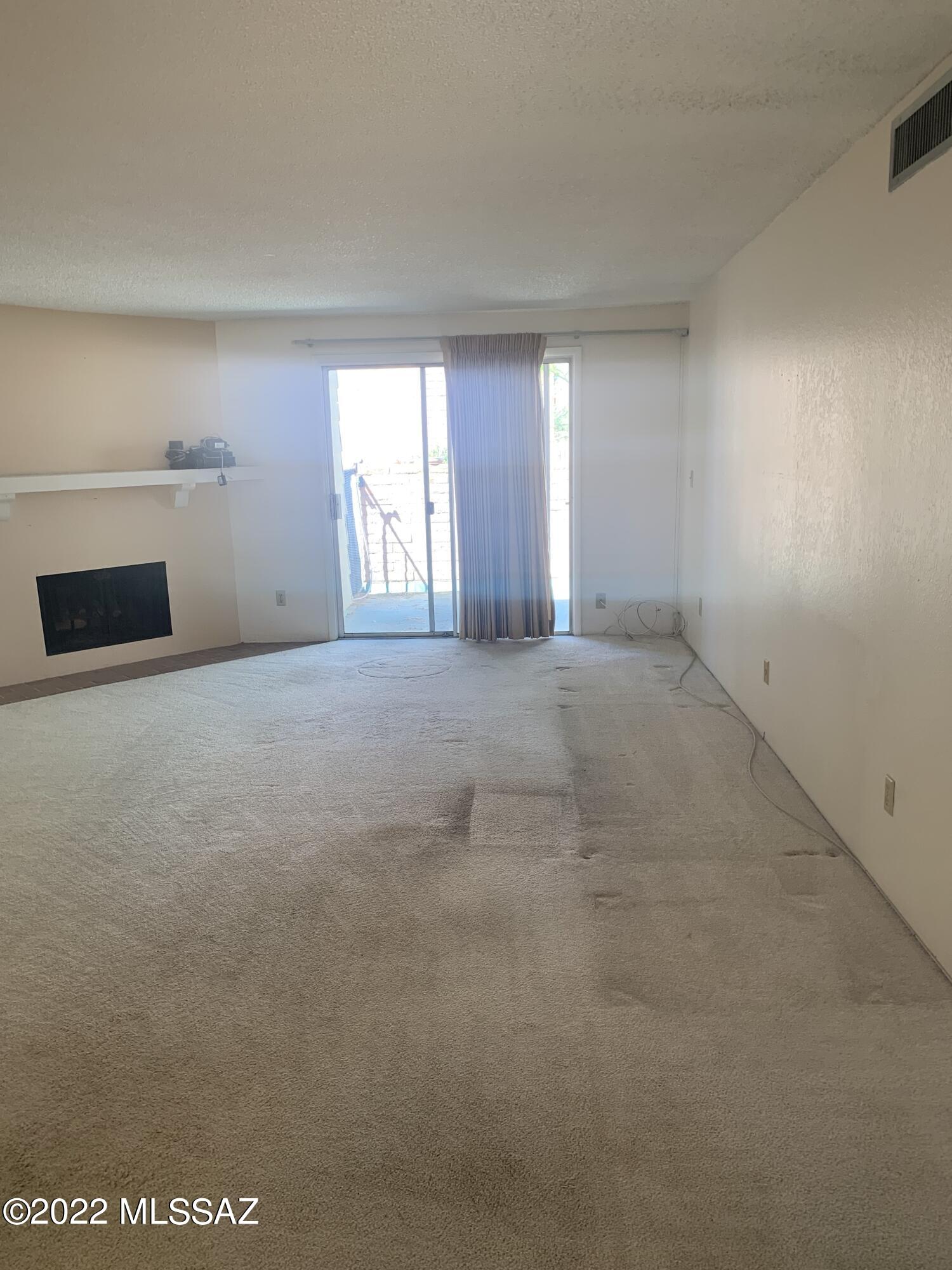 McCormick PlaceTwnhms Blk III (1-71) - Residential