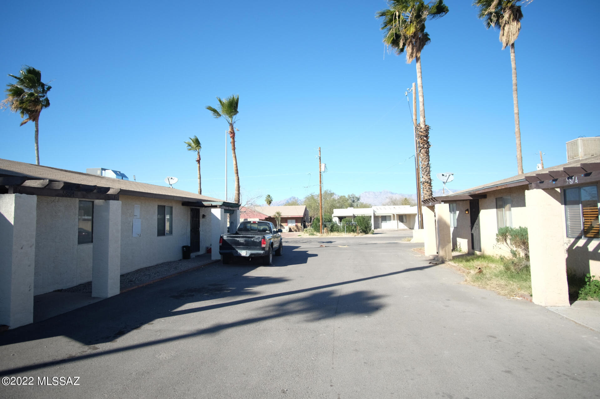 Geobelle's Est - Residential Lease