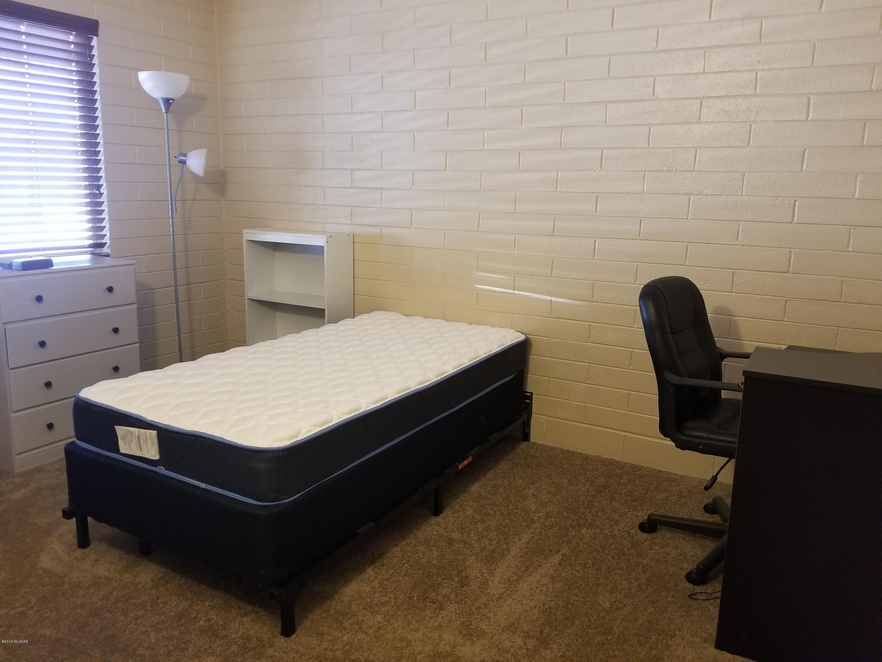 10th Street Condominiums - Residential Lease