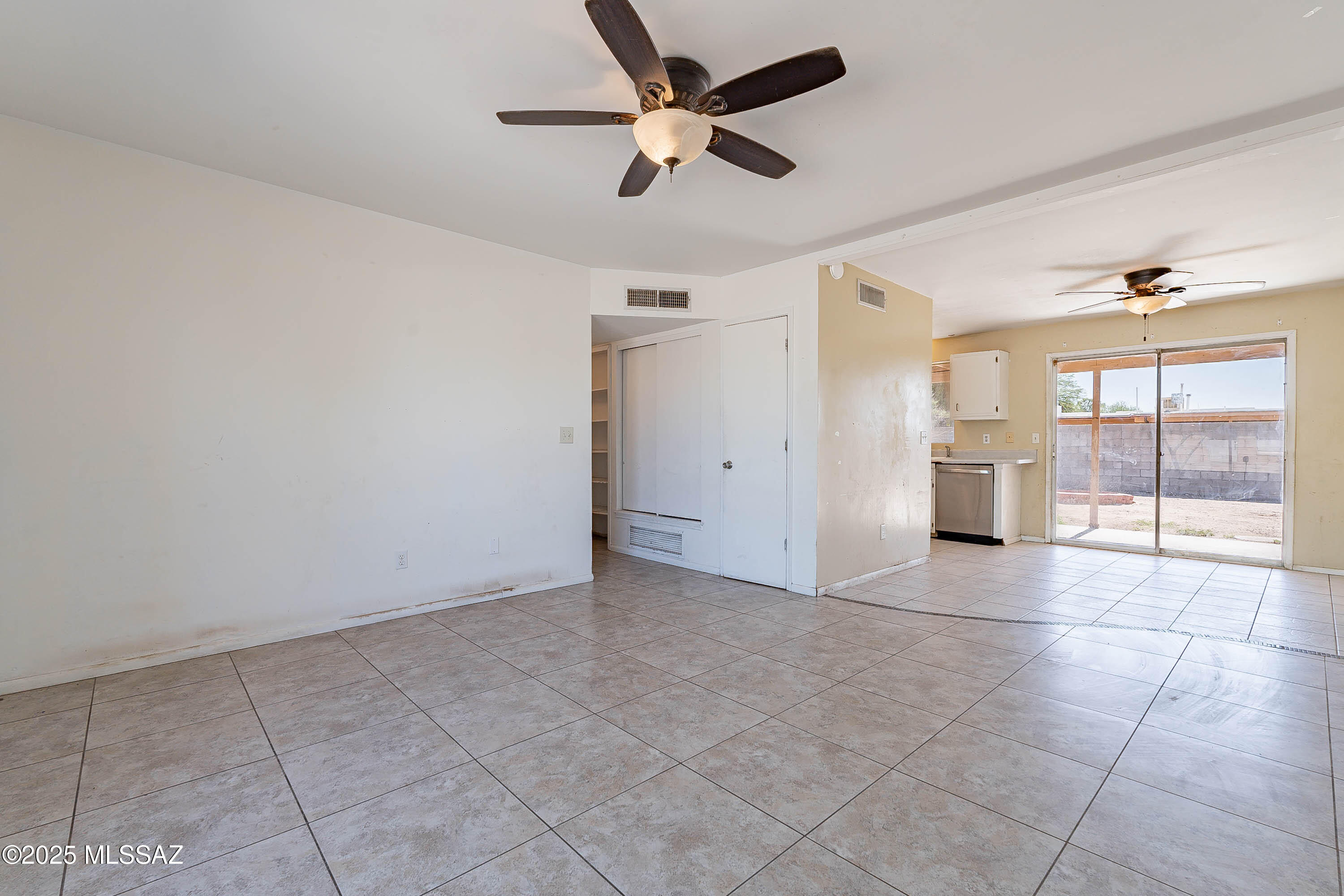 Summit Park Twnhss (1-110) - Residential