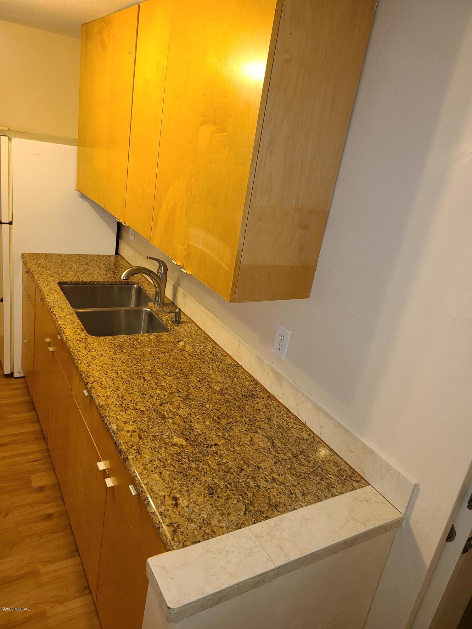 Casas Del Oeste(1-79) - Residential