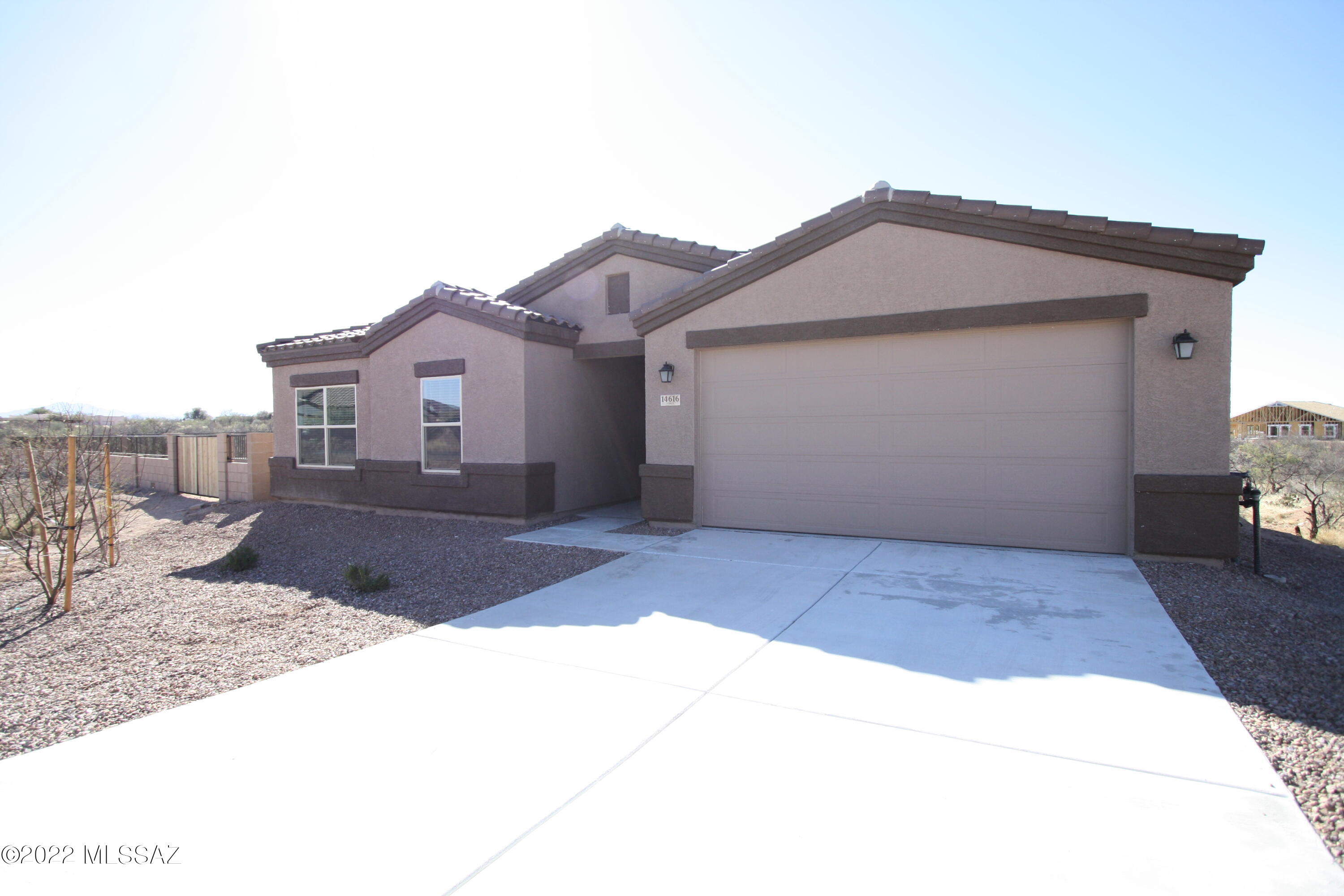 Stunning Brand New Built in the Estates at Old Spanish Trail!
Beautiful tiled floors through-out except for bedrooms.
Owners Suite w/walk-in shower and dual vanity.
Kitchen offers granite counters, stainless steel appliances, gas stove, large island and pantry!
Spacious Greatroom opens up to backyard w/dual sliding doors!
Split bedroom floorplan, ceiling fans, tankless water heater and huge fenced in backyard!
