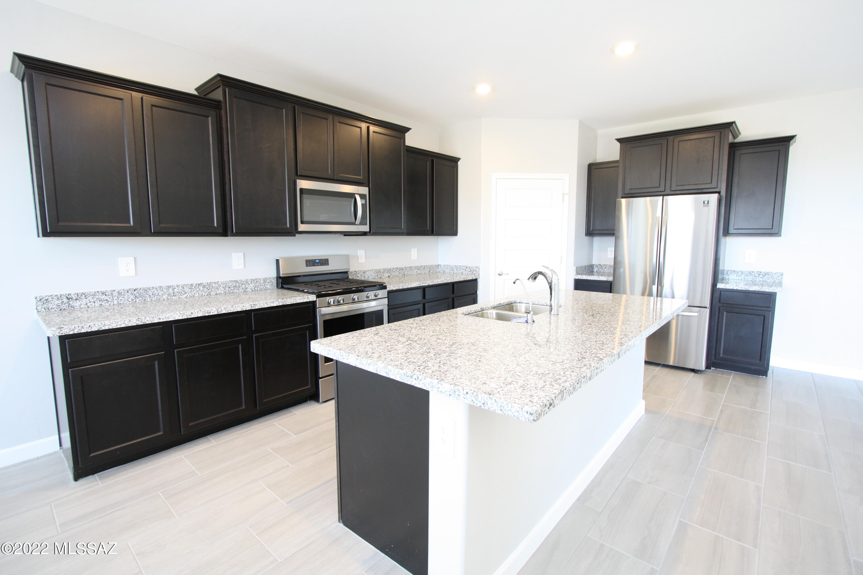 Estates at Old Spanish Trail (1-115) - Residential Lease