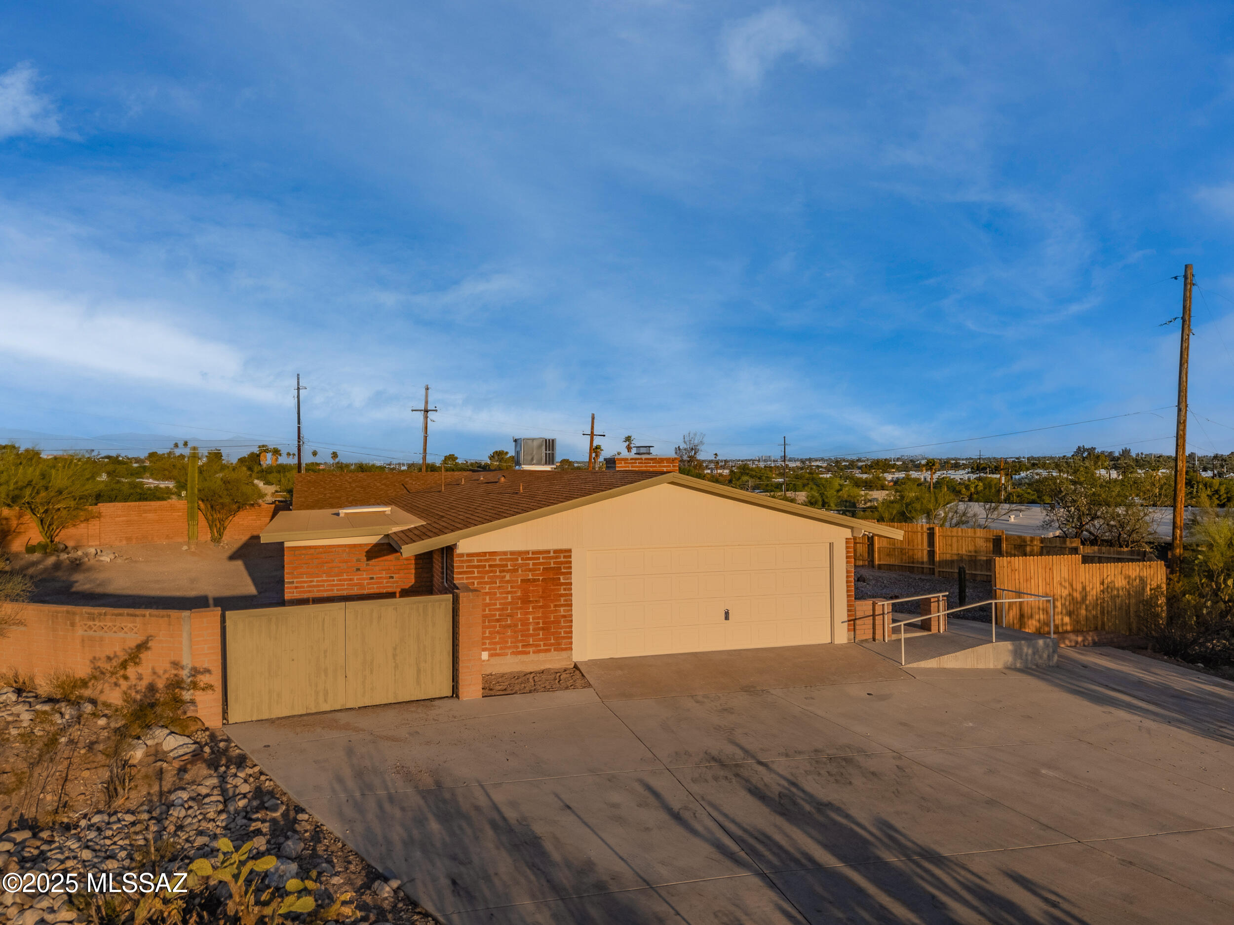 Riverside Terrace - Residential