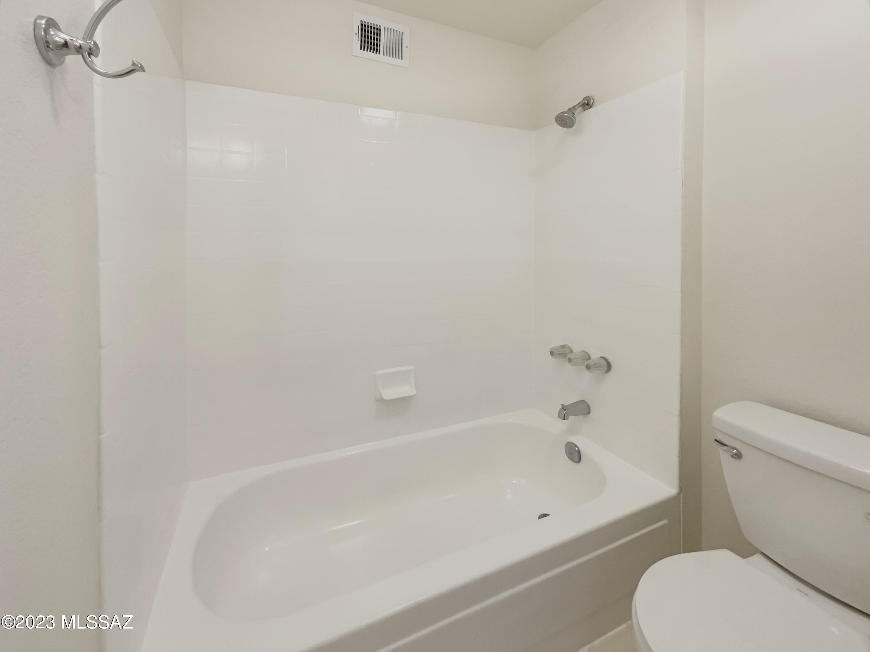 Las Casas Bellas Condo (1-44) - Residential