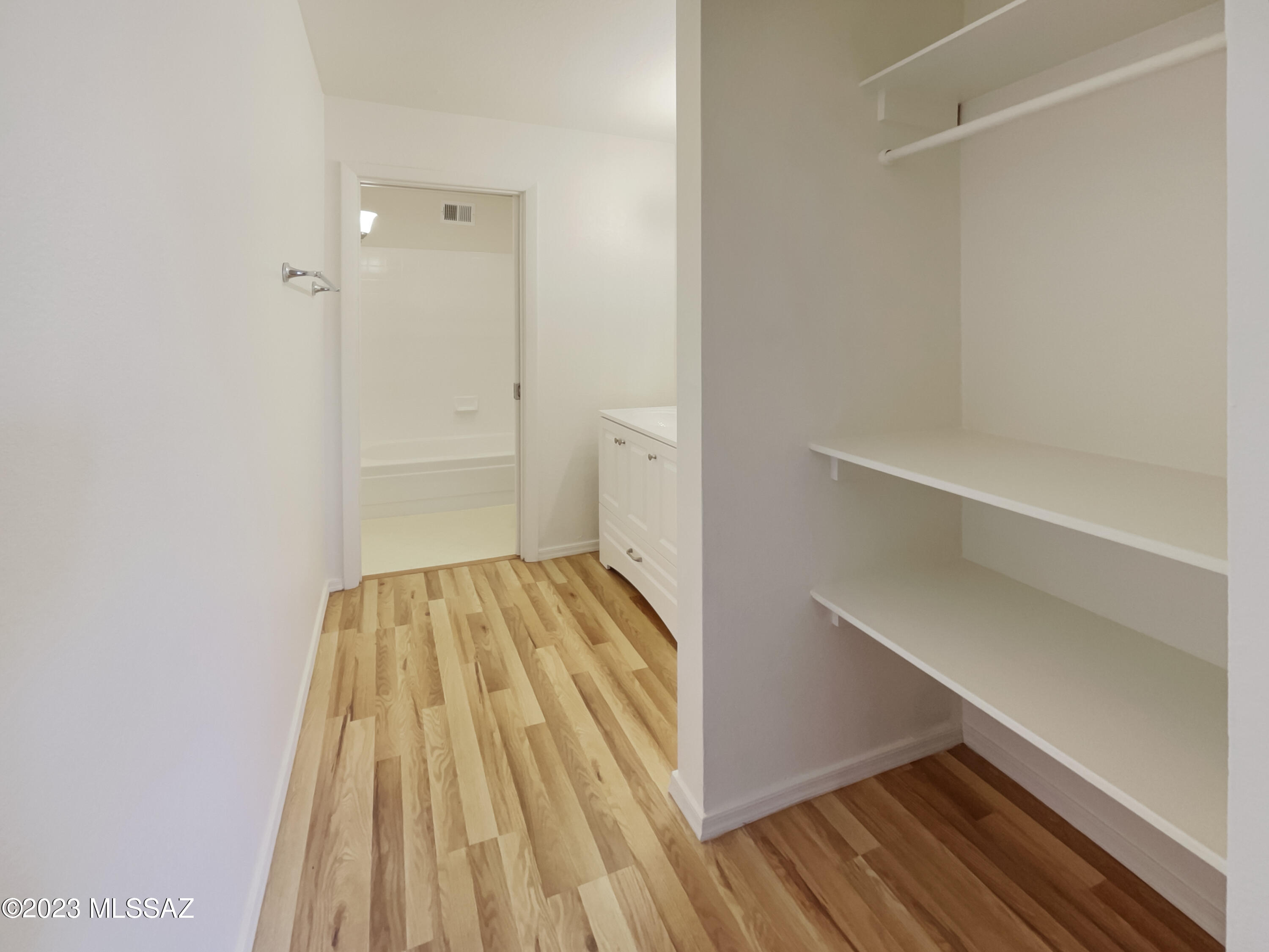 Las Casas Bellas Condo (1-44) - Residential