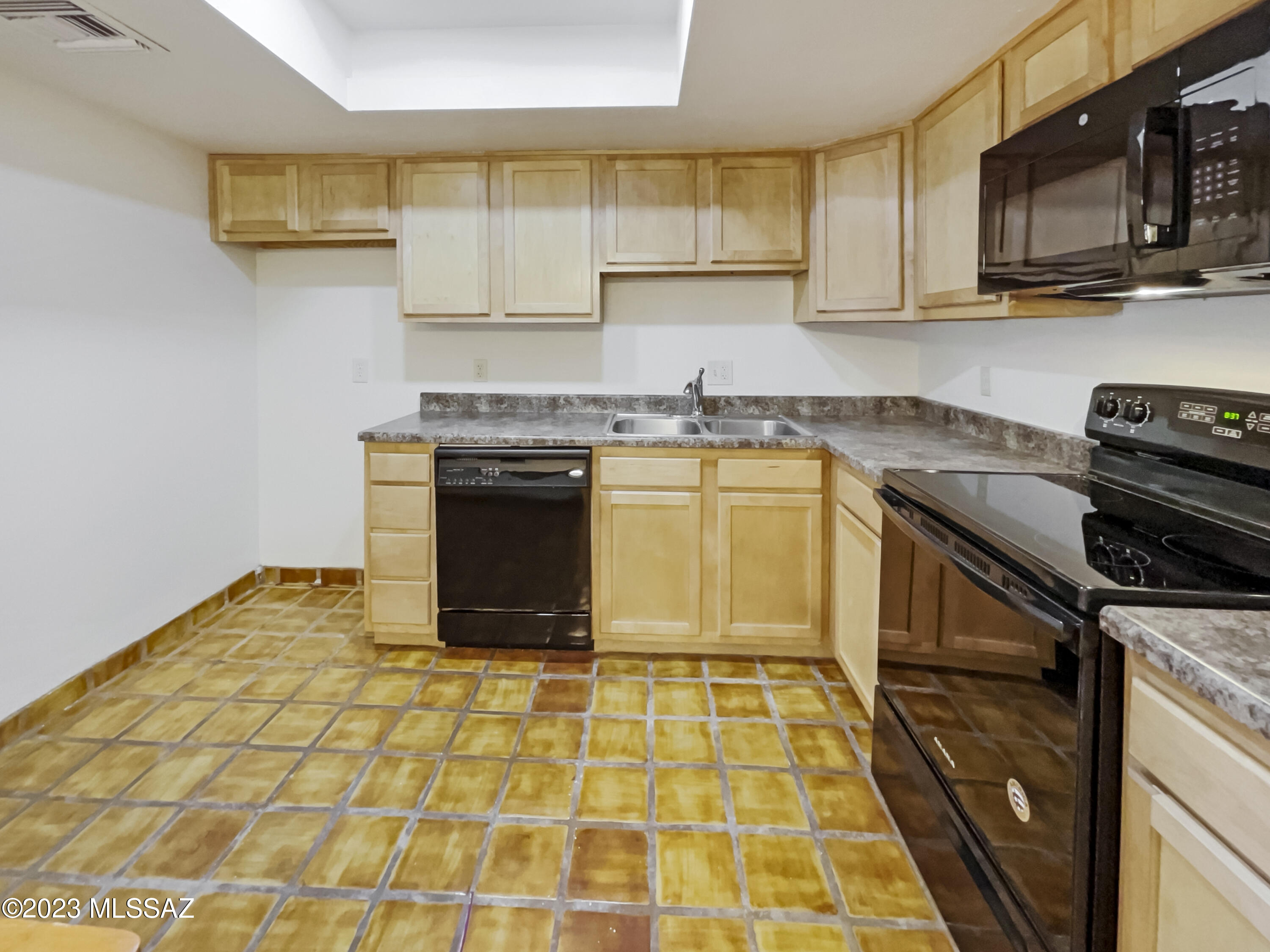 Las Casas Bellas Condo (1-44) - Residential