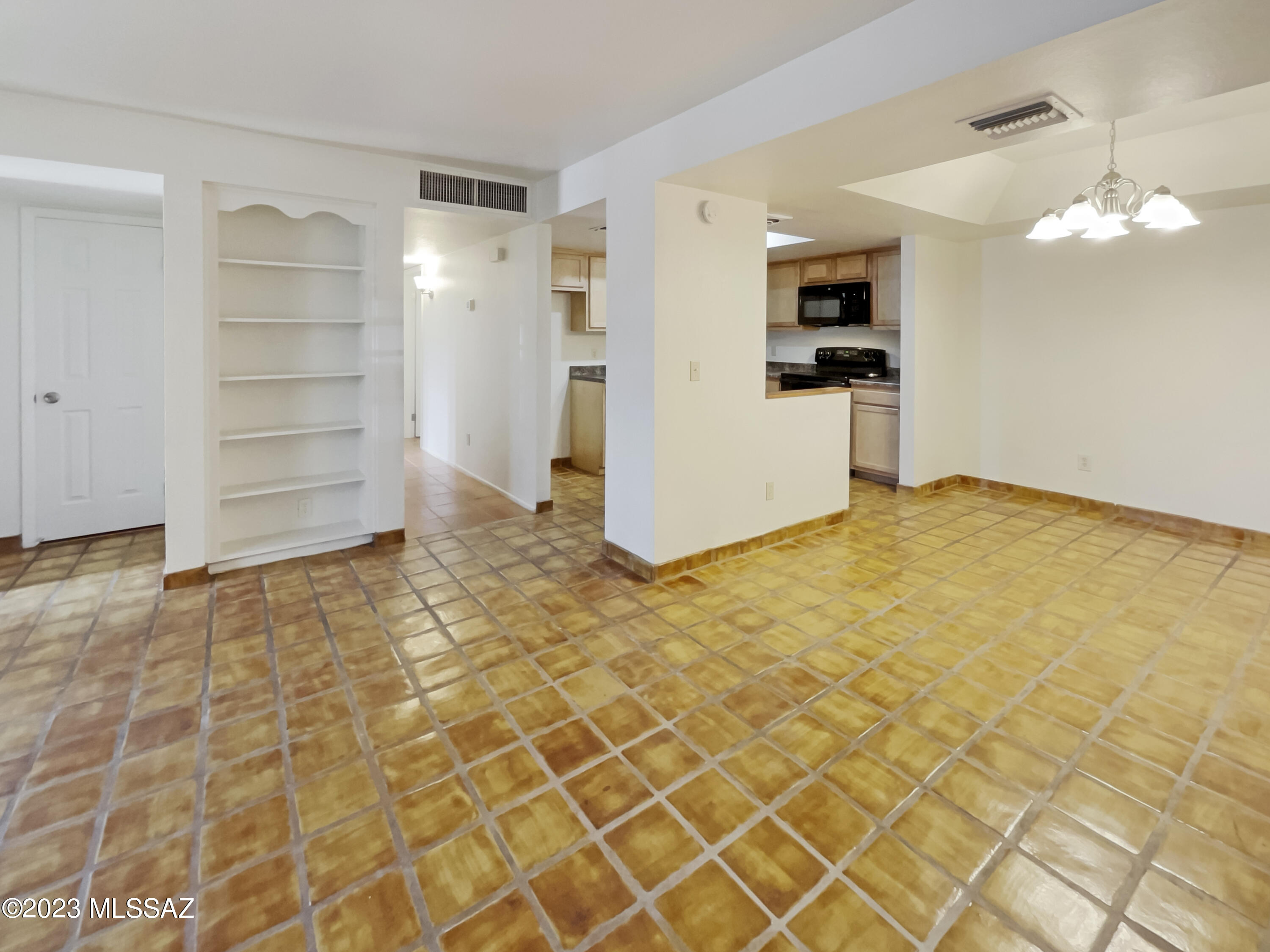 Las Casas Bellas Condo (1-44) - Residential