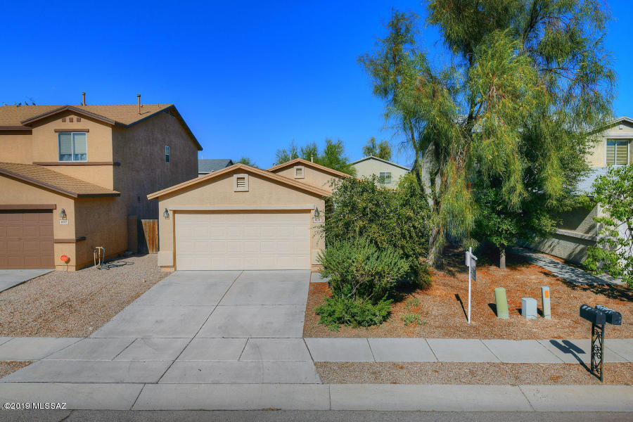 Tierra Vista Phase I (99-285,299-309,372-383) - Residential Lease