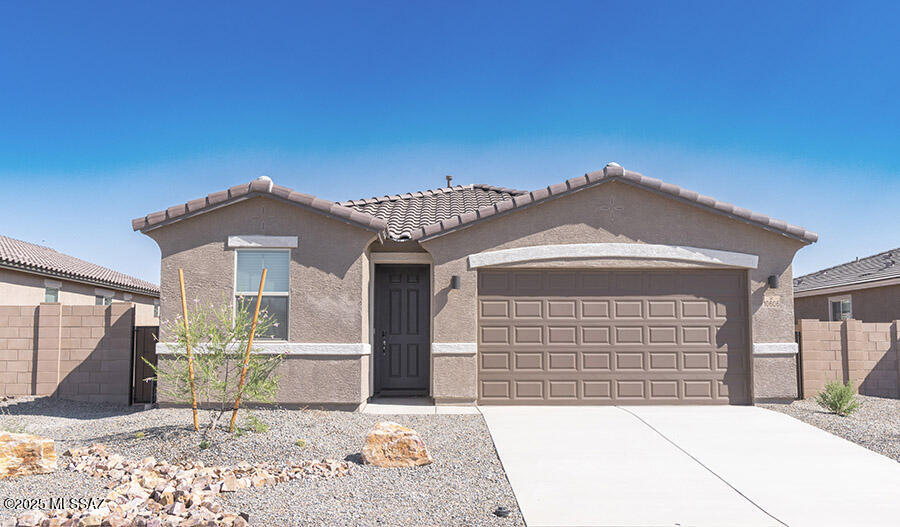 Gladden Farms Block 33 - Residential