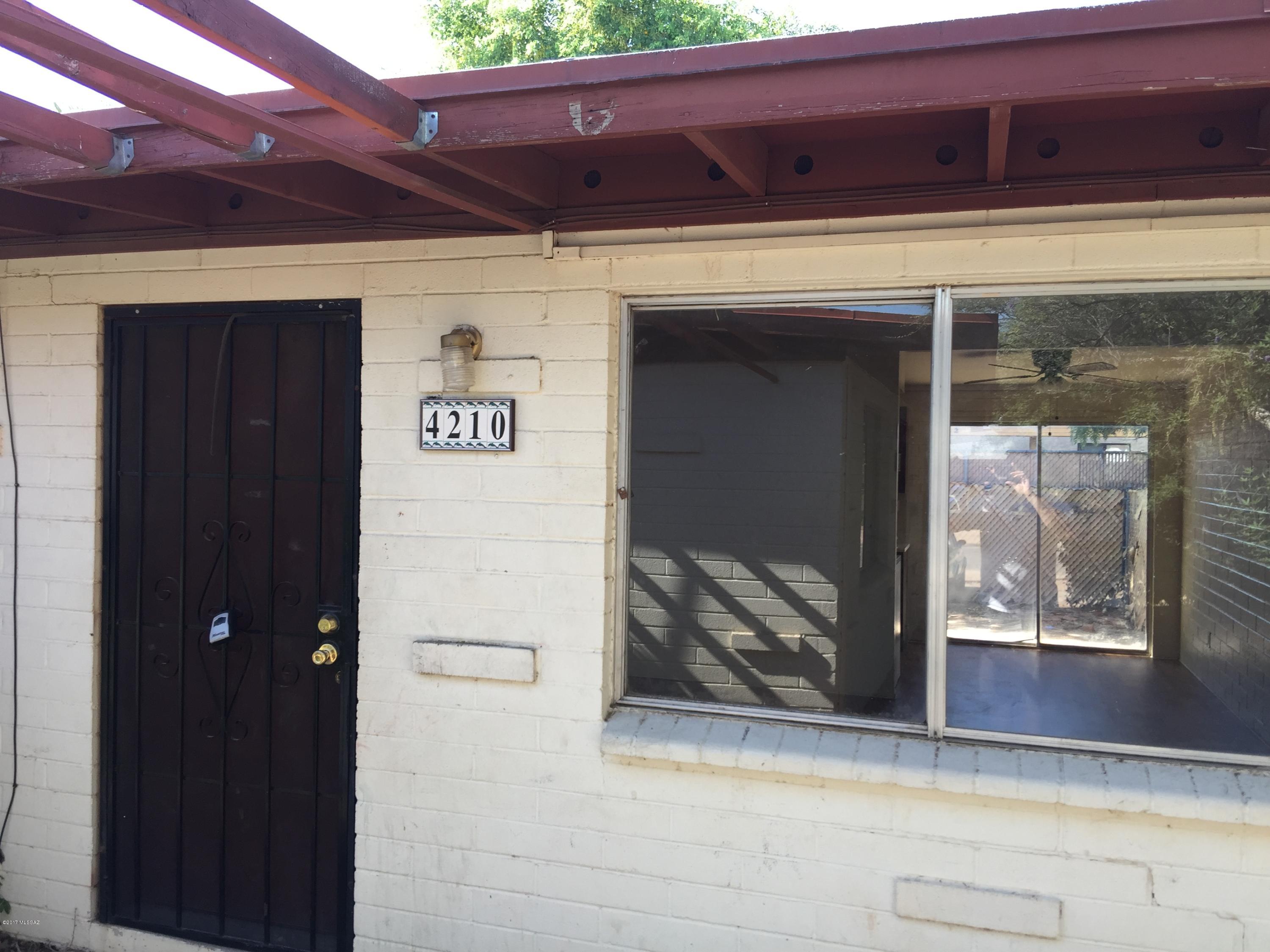 4210 E. Los Robles. Central Duplex with 2 bedrooms/1 bath. Fenced yard. Evaporative cooler. Pets okay with deposit. Community laundry facilities. Owner pays sewer, water and trash.