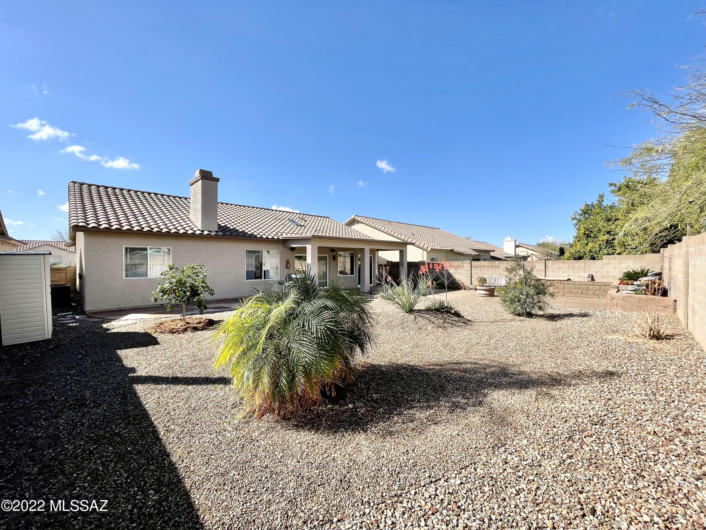 Discovery At The Bluffs II - Residential Lease