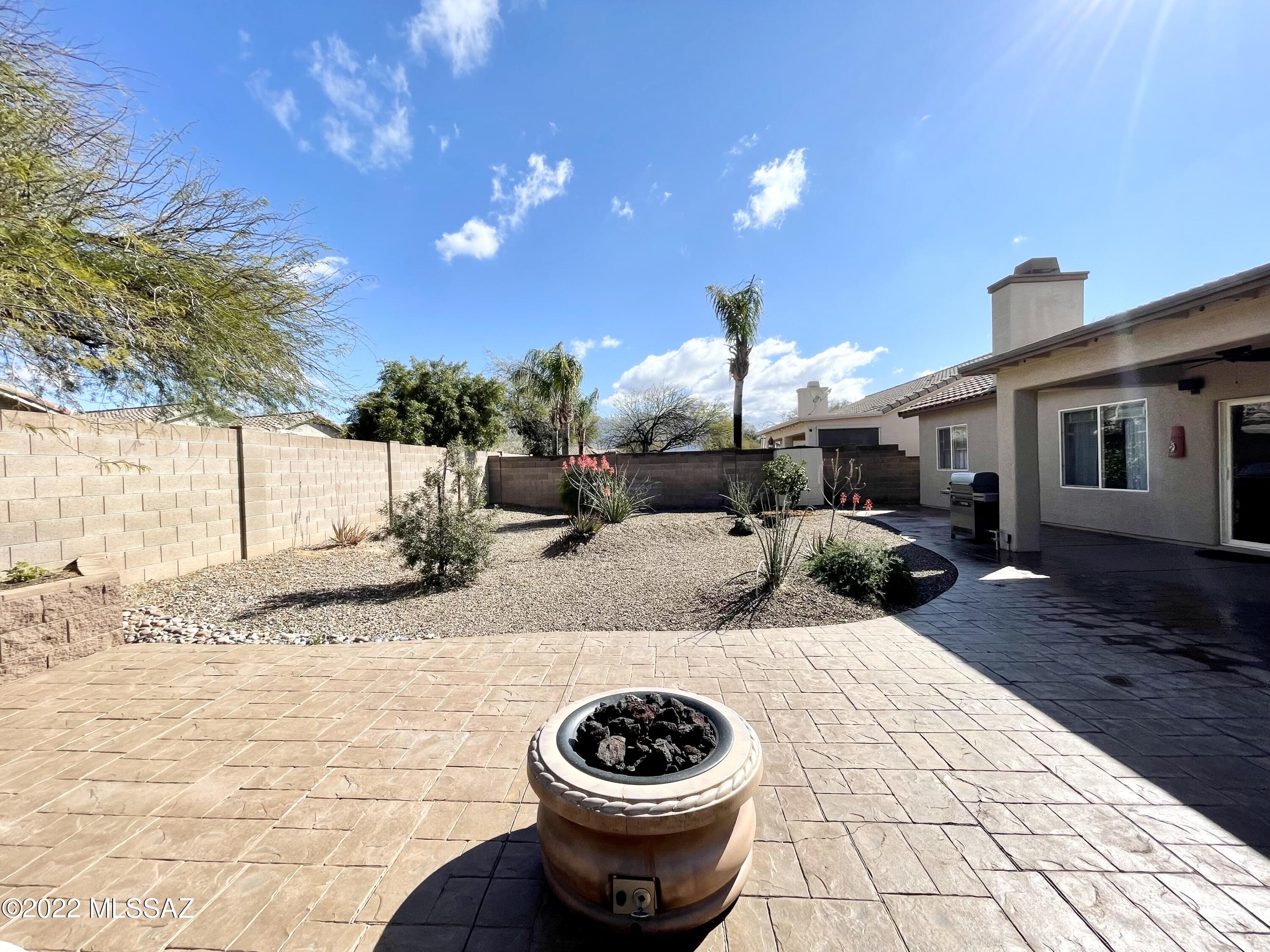 Discovery At The Bluffs II - Residential Lease
