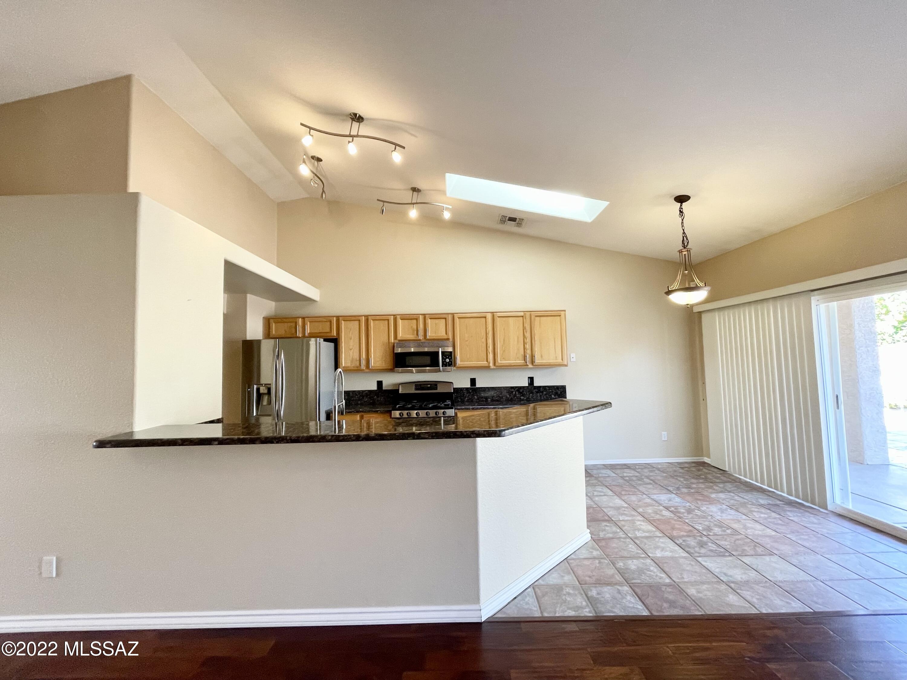Discovery At The Bluffs II - Residential Lease