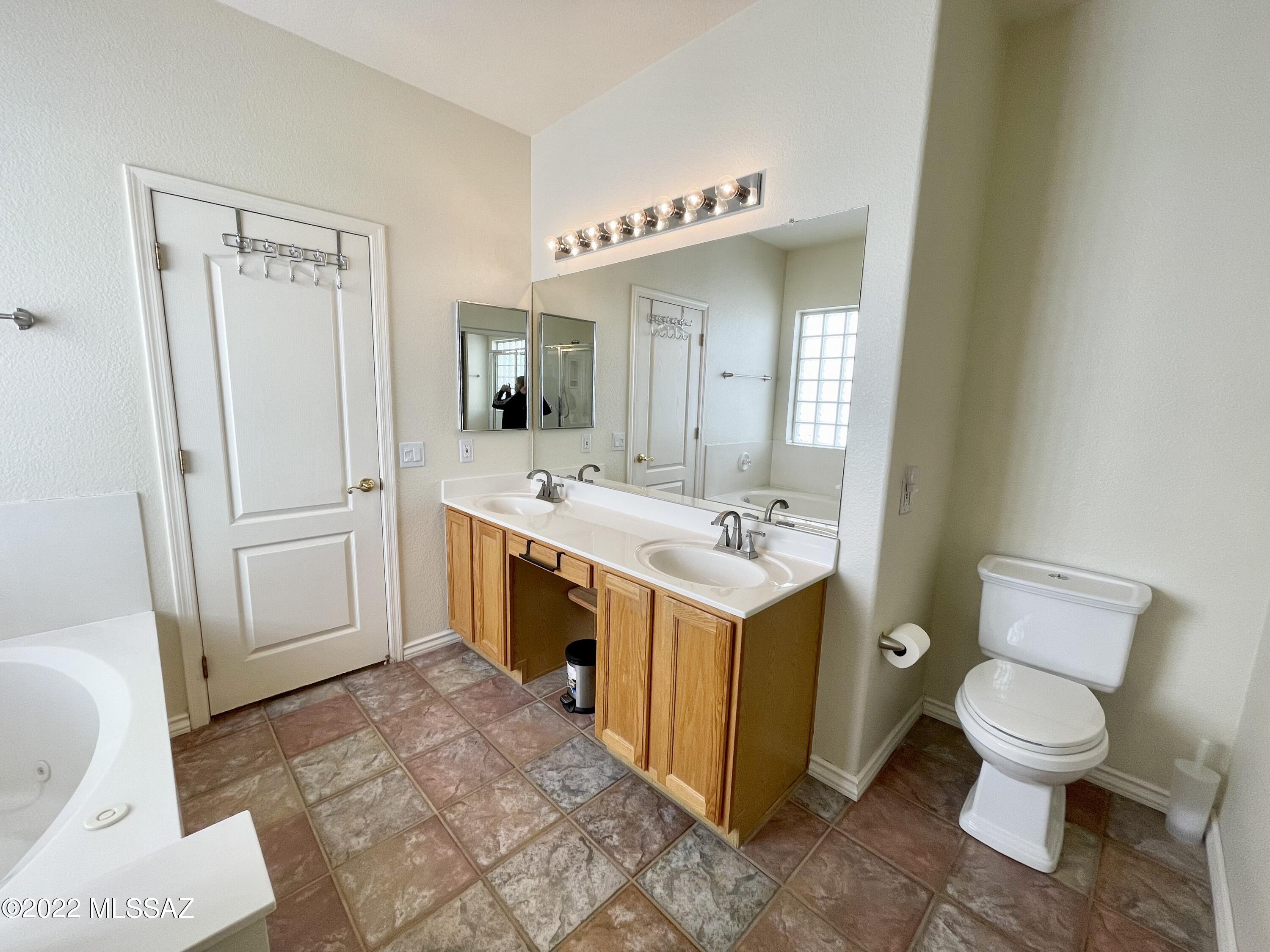 Discovery At The Bluffs II - Residential Lease
