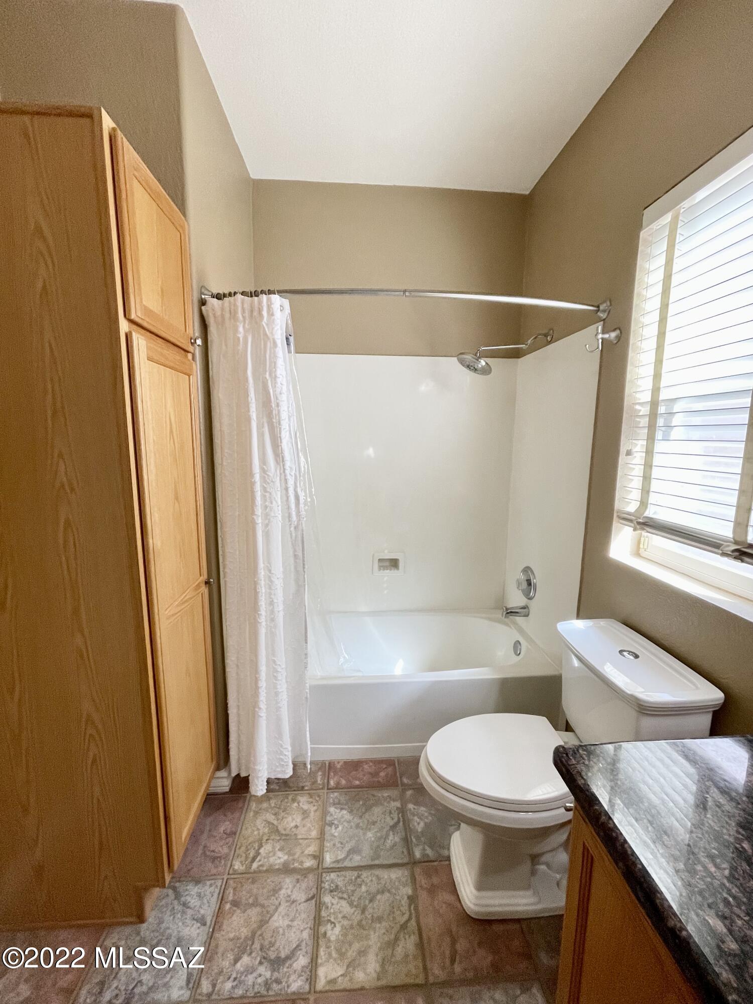Discovery At The Bluffs II - Residential Lease