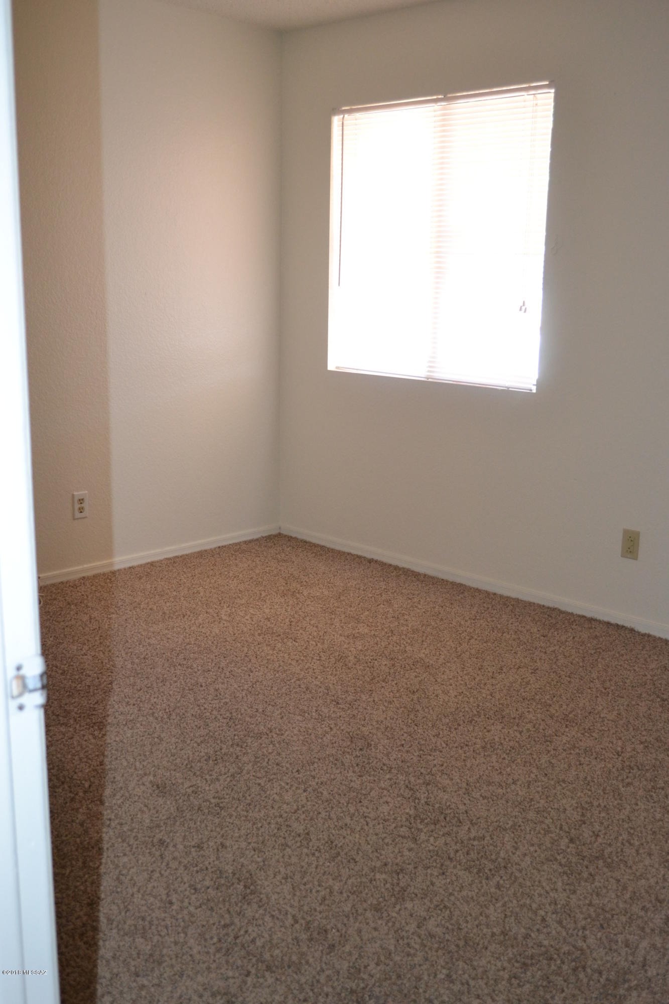Oak Tree II at Midvale (273-519) - Residential Lease