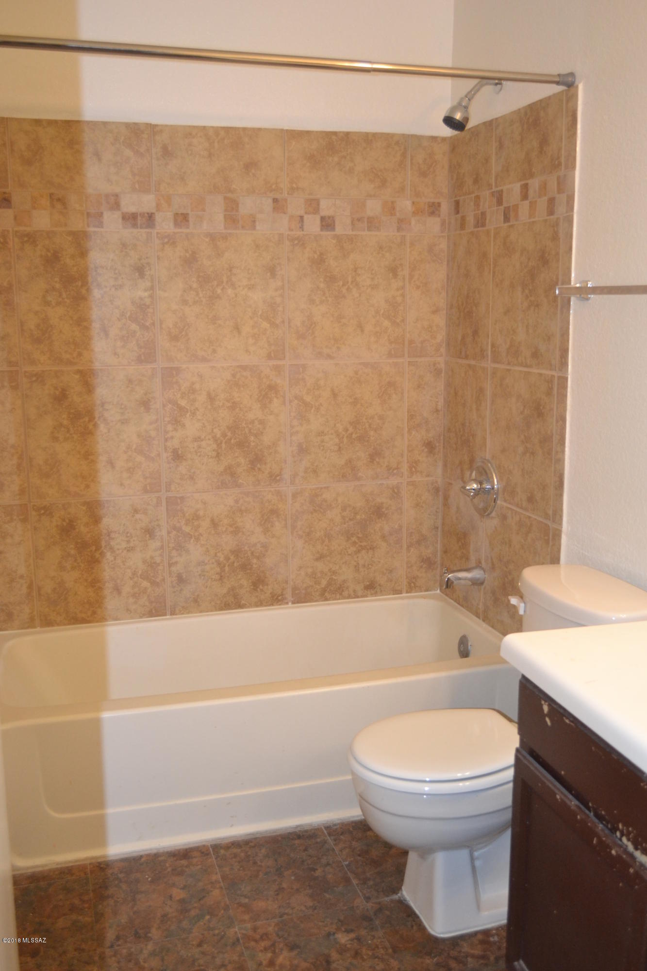 Oak Tree II at Midvale (273-519) - Residential Lease