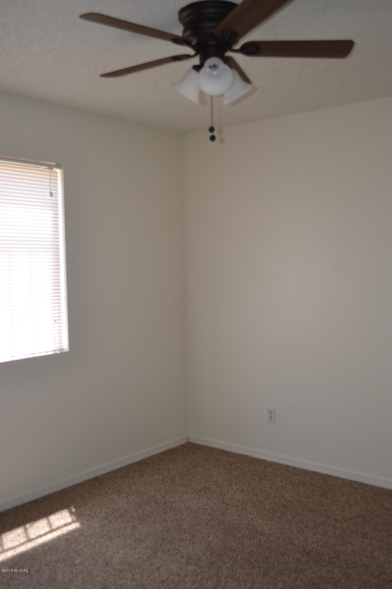 Oak Tree II at Midvale (273-519) - Residential Lease