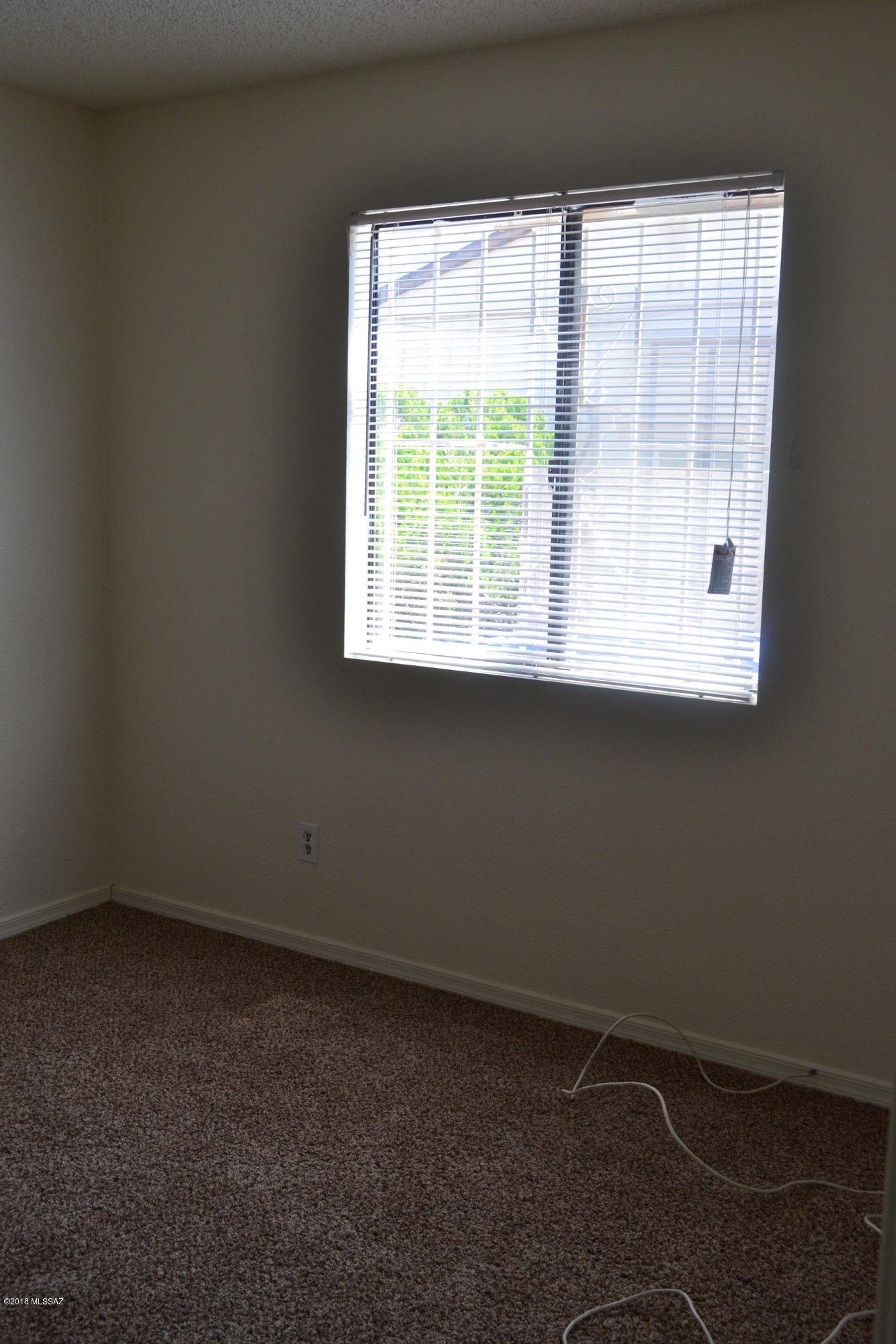 Oak Tree II at Midvale (273-519) - Residential Lease