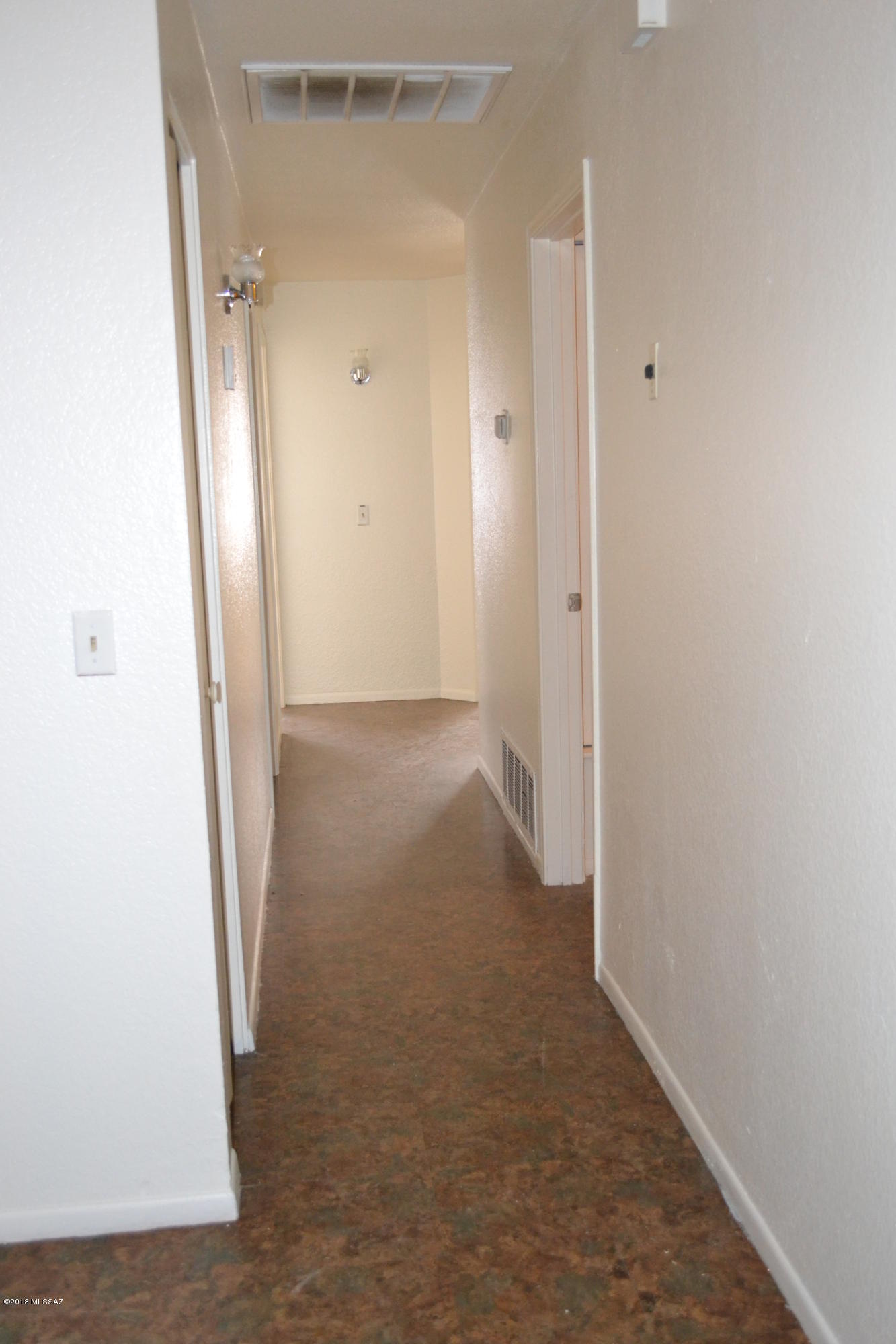 Oak Tree II at Midvale (273-519) - Residential Lease